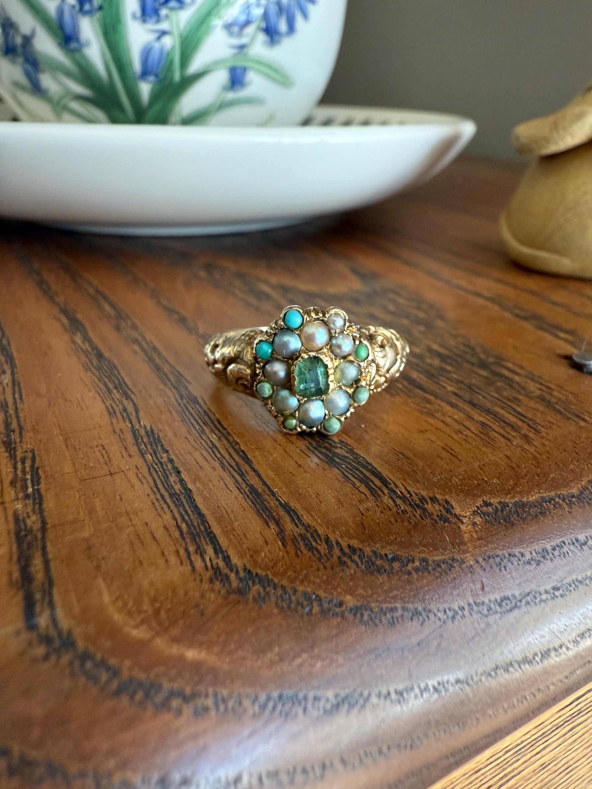 EMERALD Pearl Turquoise Georgian 10k Gold Ring Green White Floral Bouquet Embossed Shoulders Ornate Stacker Cluster