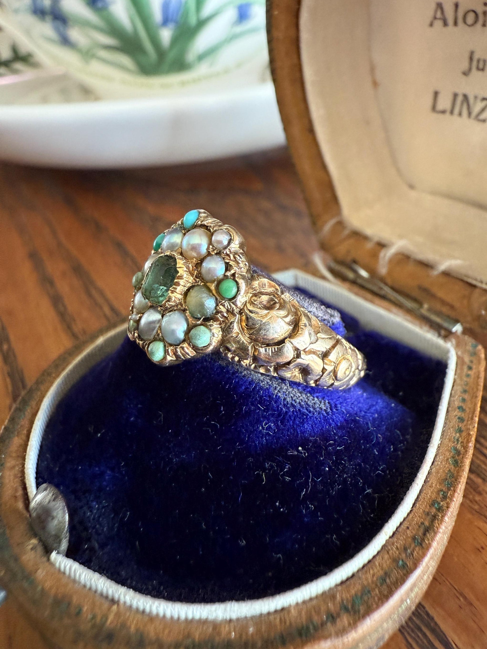 EMERALD Pearl Turquoise Georgian 10k Gold Ring Green White Floral Bouquet Embossed Shoulders Ornate Stacker Cluster