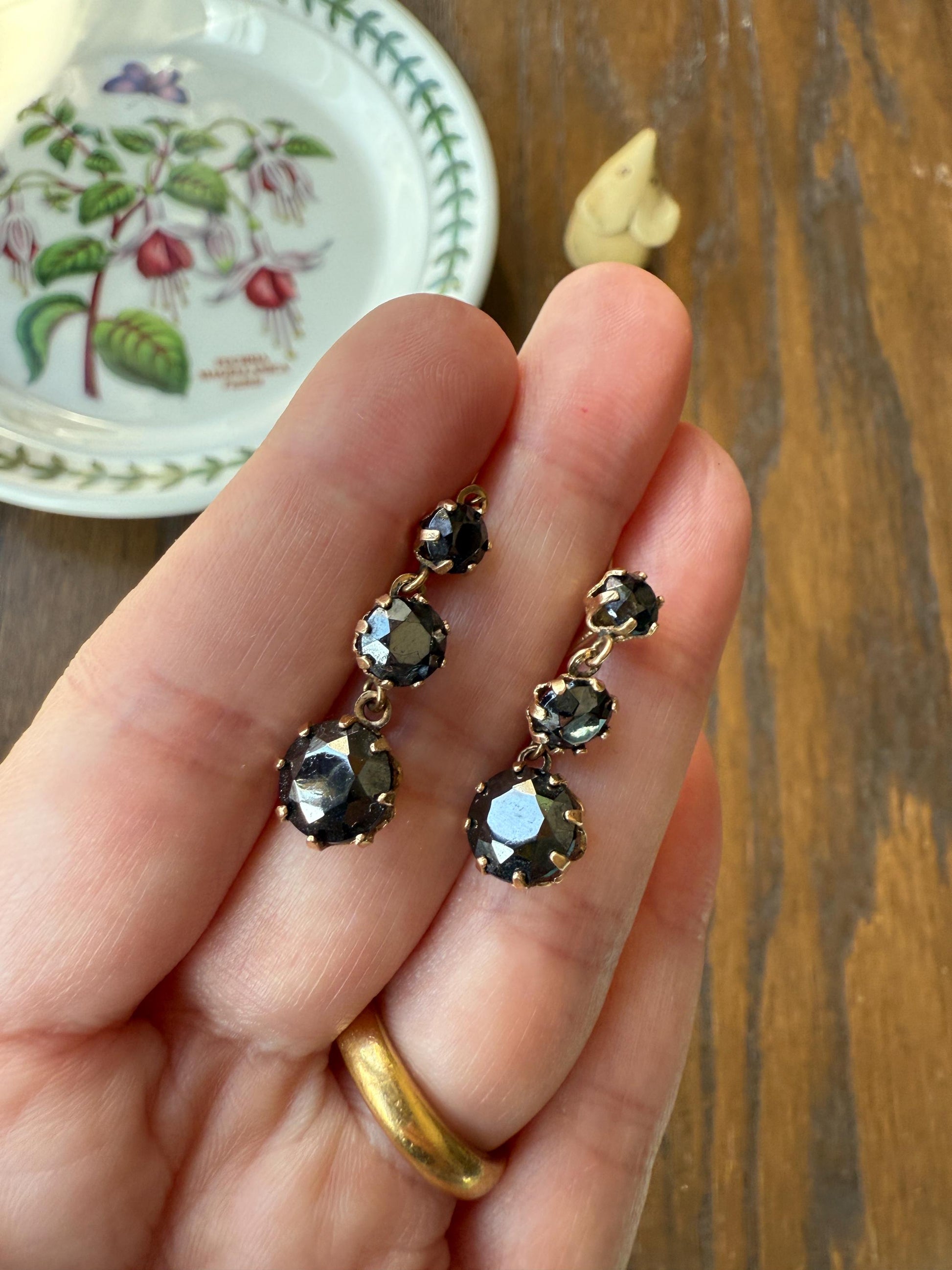 Antique HEMATITE Metallic Gray Black Victorian Line Dangle Earrings Buttercup Prongs Moody Dark 14k Gold Three Stone Drops