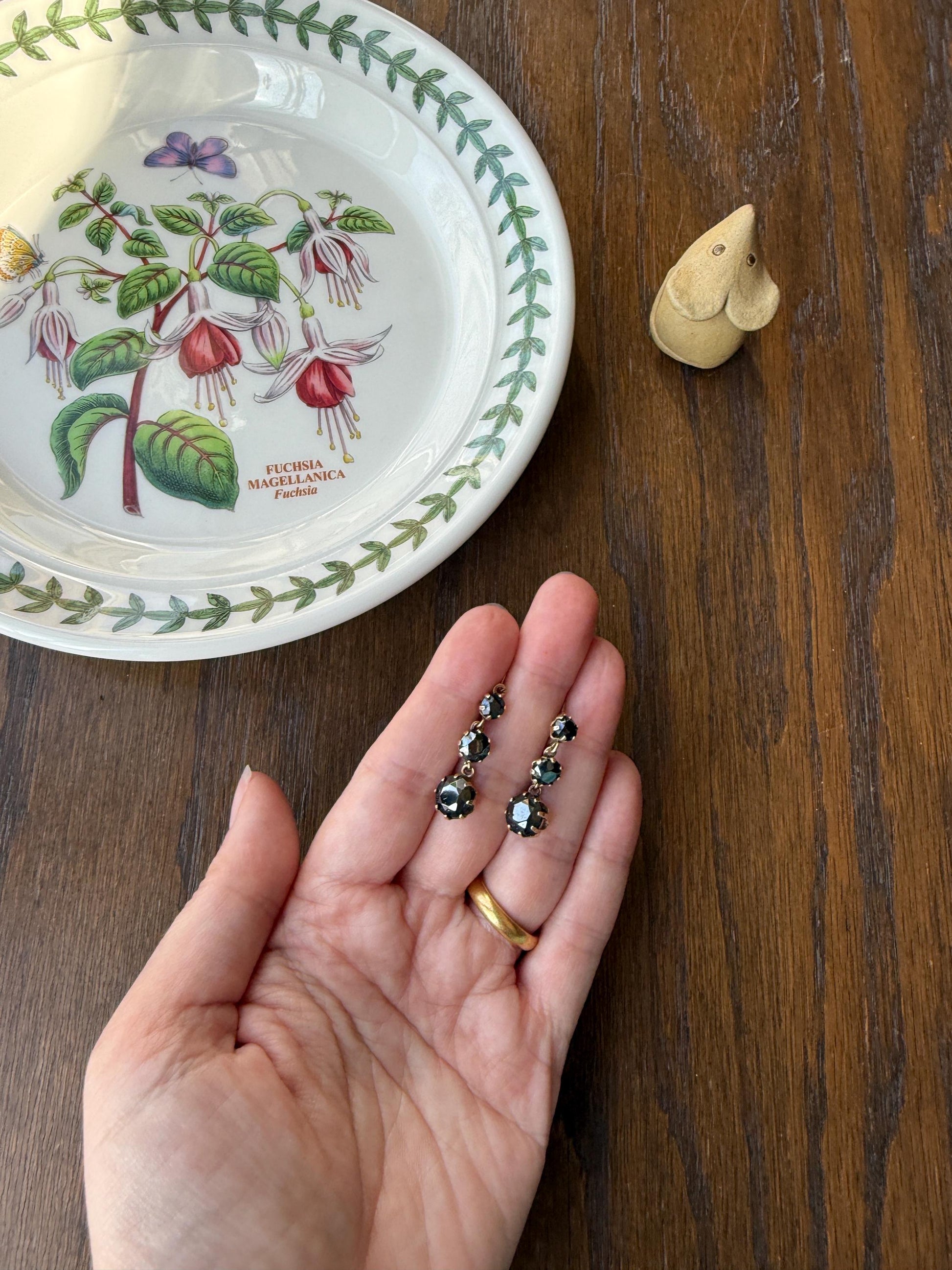 Antique HEMATITE Metallic Gray Black Victorian Line Dangle Earrings Buttercup Prongs Moody Dark 14k Gold Three Stone Drops