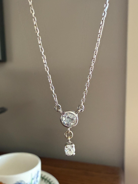 Vintage to Art Deco Necklace with Antique Old Mine Cut Diamond Dangle Pendants on Chain French 18k White Gold Bezel Set OmC Minimalist