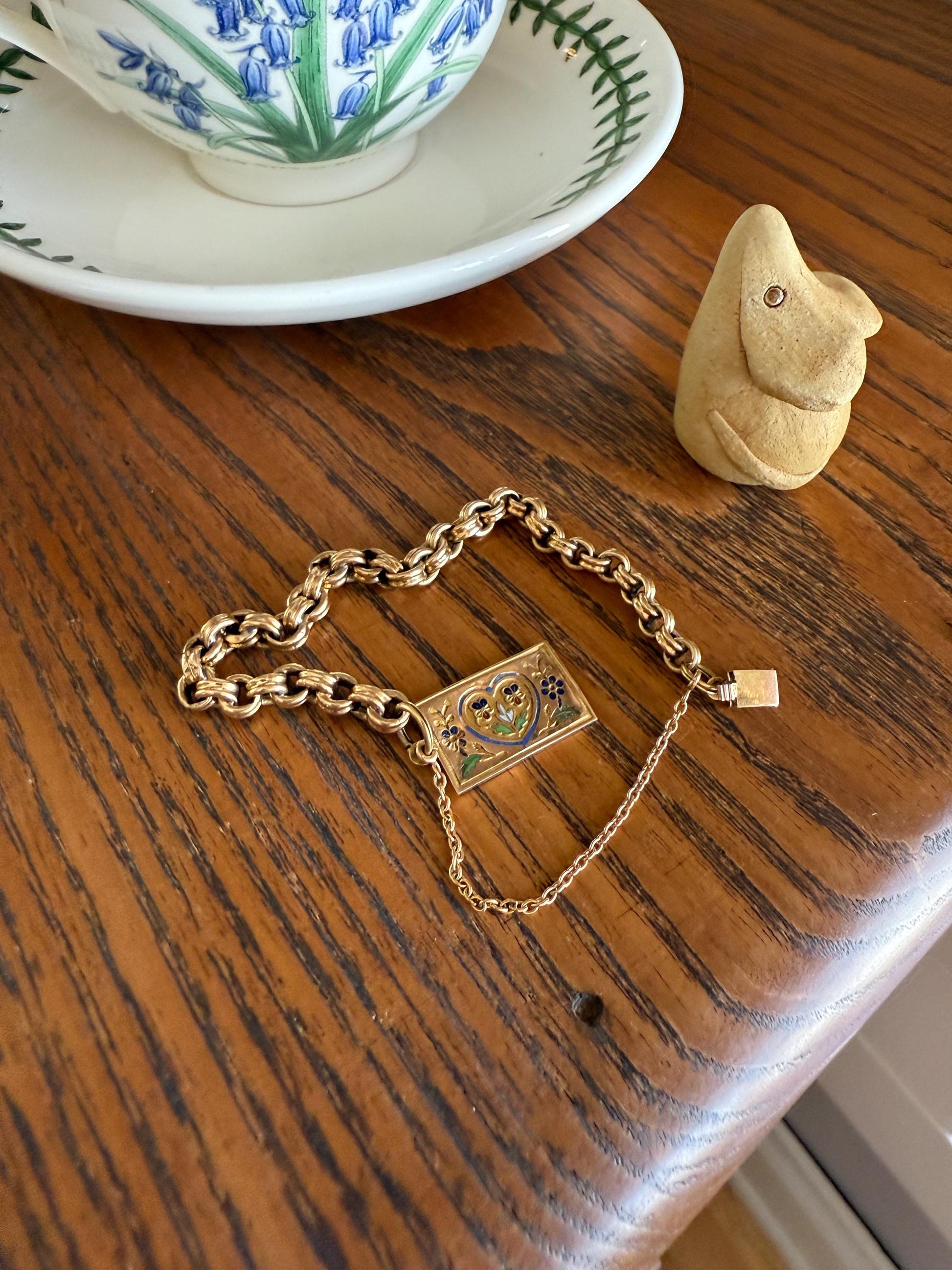 HEART Antique Chain BRACELET 18k Gold Solid Floral PANSY Forget Me Not Reversible Clasp 6.6g Think of Me French Traditional Enamel