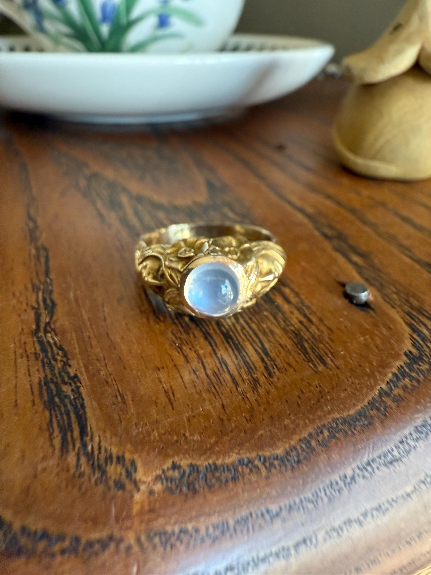 Art Nouveau Floral Woman Two Faces Antique Blue MOONSTONE c1900 Glowing Orb Figural Ring 14k Gold Buttery Band Stacker Victorian Unisex