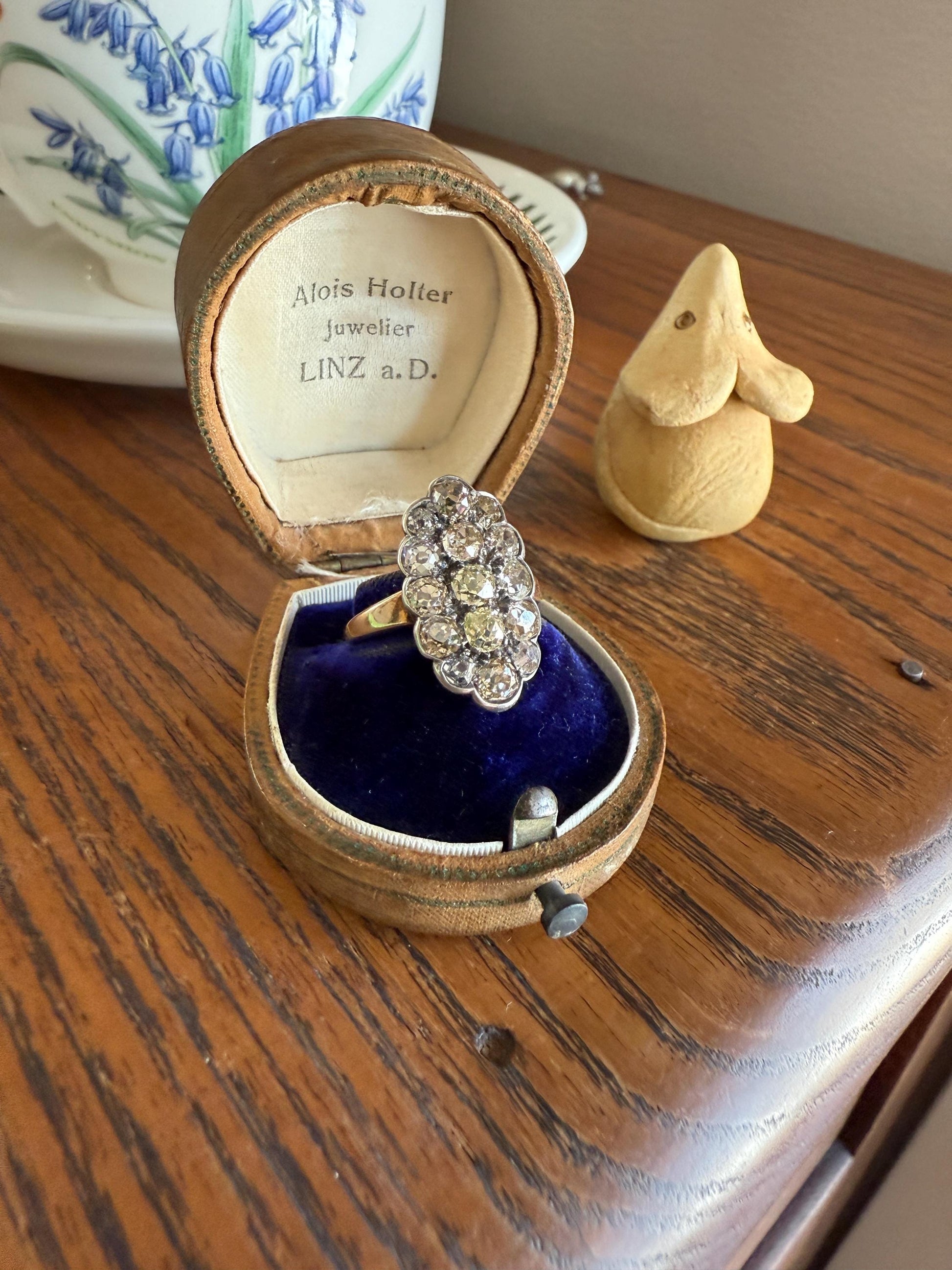 Antique 3 Carats Old Mine Cut DIAMOND Scalloped Oval Navette Ring Champagne Fancy Light Brown Green Yellow Cluster 18k Gold Silver OMC