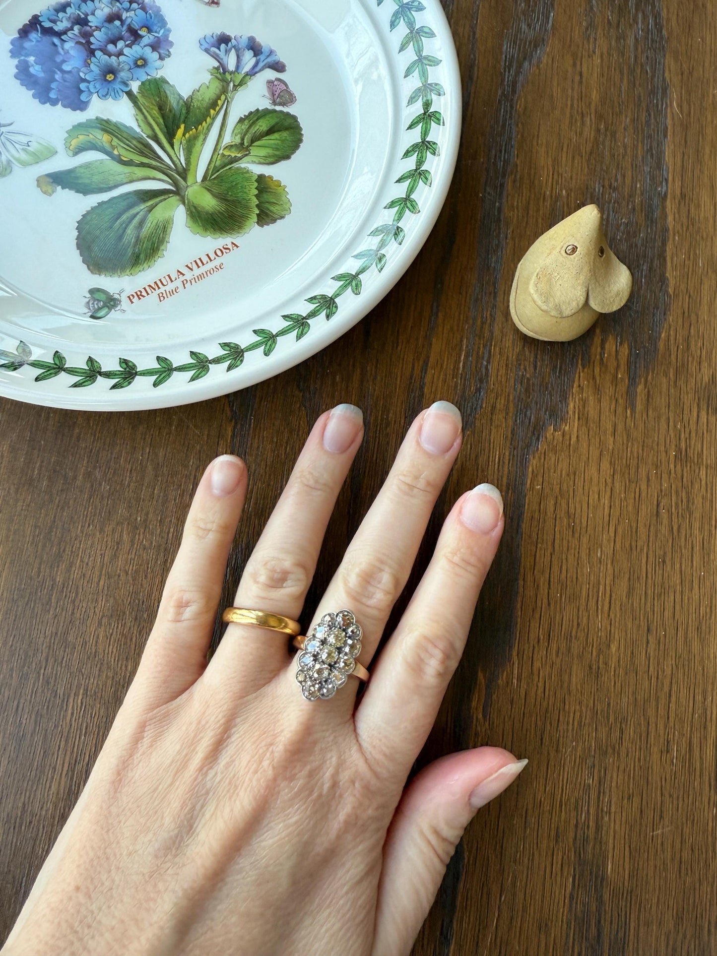 Antique 3 Carats Old Mine Cut DIAMOND Scalloped Oval Navette Ring Champagne Fancy Light Brown Green Yellow Cluster 18k Gold Silver OMC