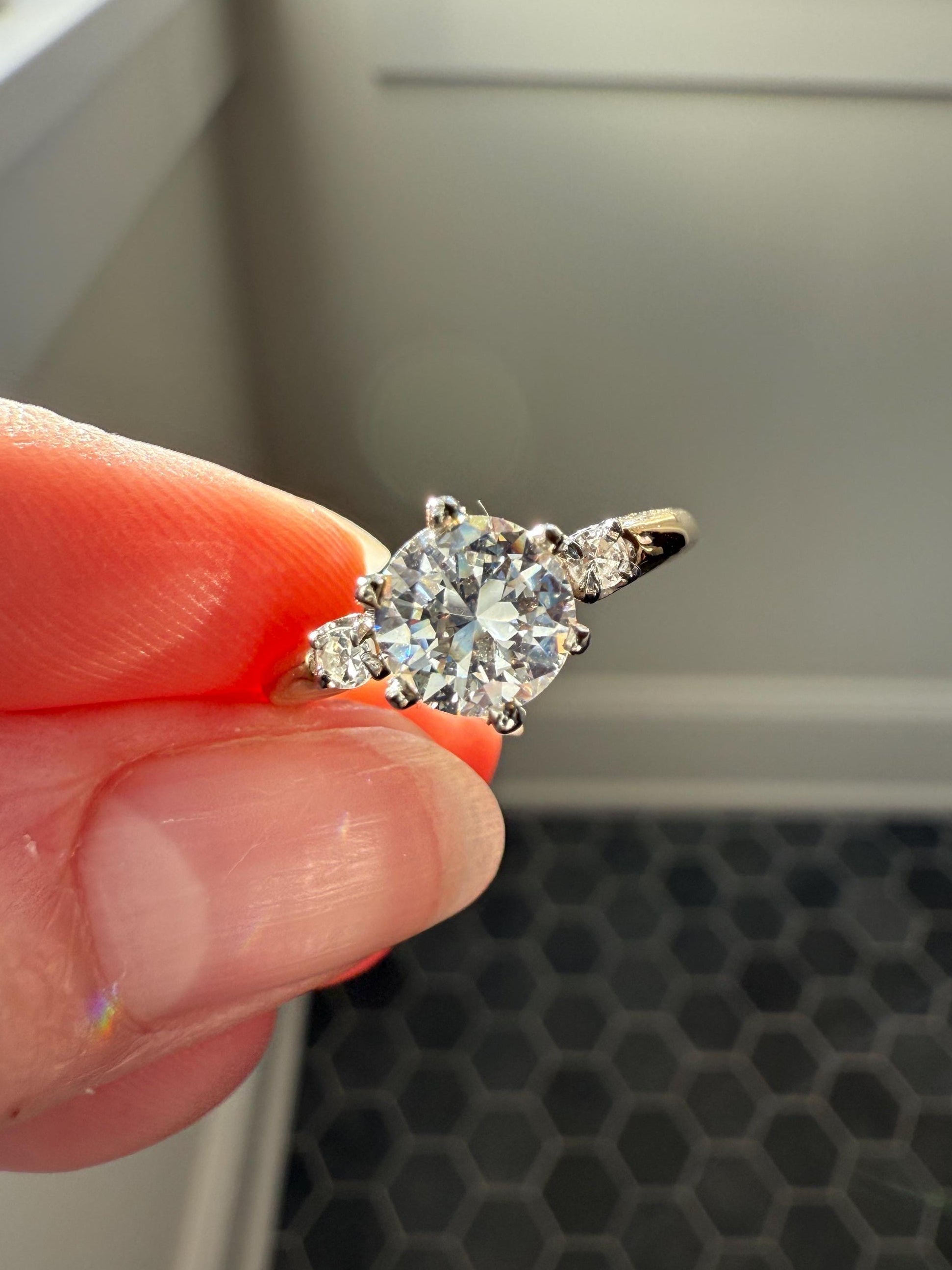 Vintage One CARAT Transitional Cut DIAMOND Eye Clean Solitaire Engagement Ring w/ accents 18k Gold Fiery Stacker