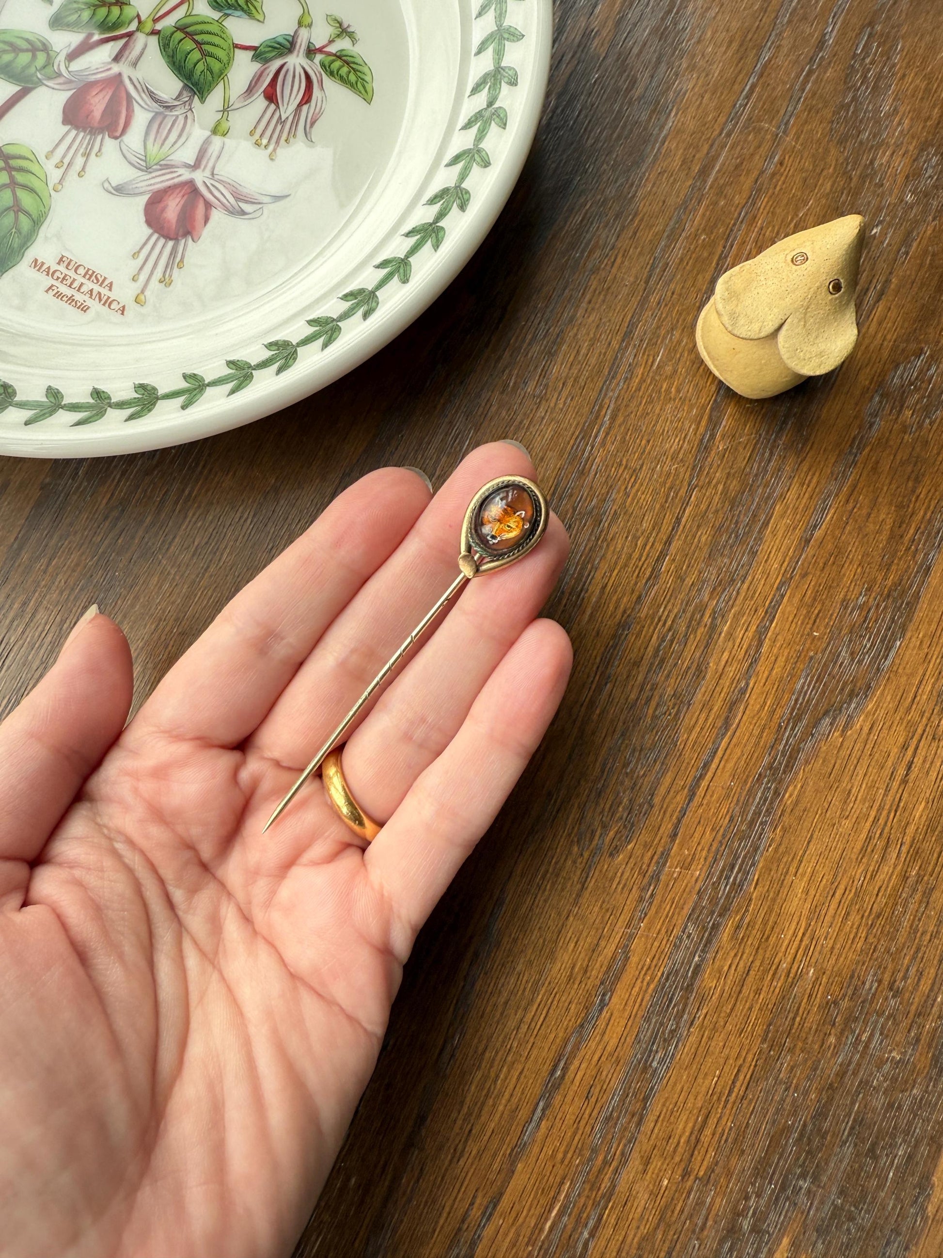 FOX Antique Hand Painted Gold Fill Stick Pin Essex Crystal Brooch Figural Animal Jewelry