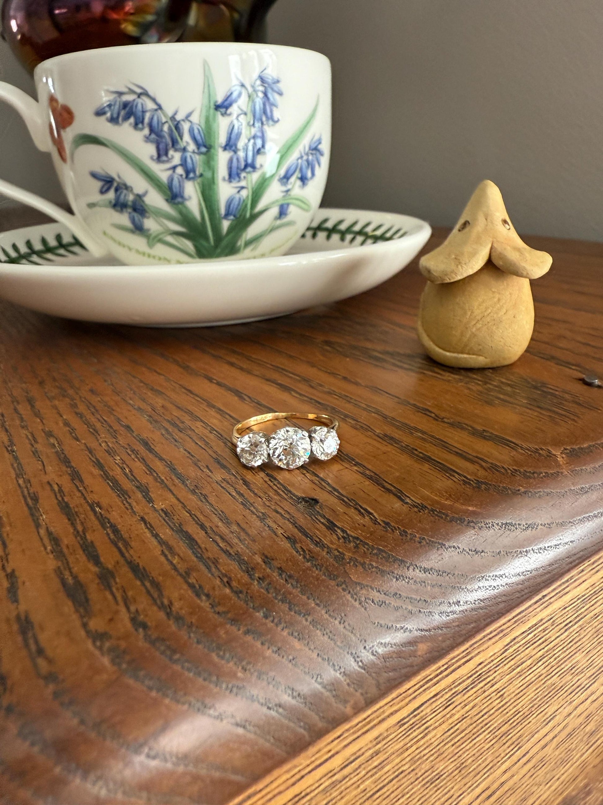 Antique Three Stone 2.3 Carats Old Mine Cut DiAMOND Ring 18k GOLD Platinum Chunky Tall Stacker Stackable Band 2.3Ctw OMC