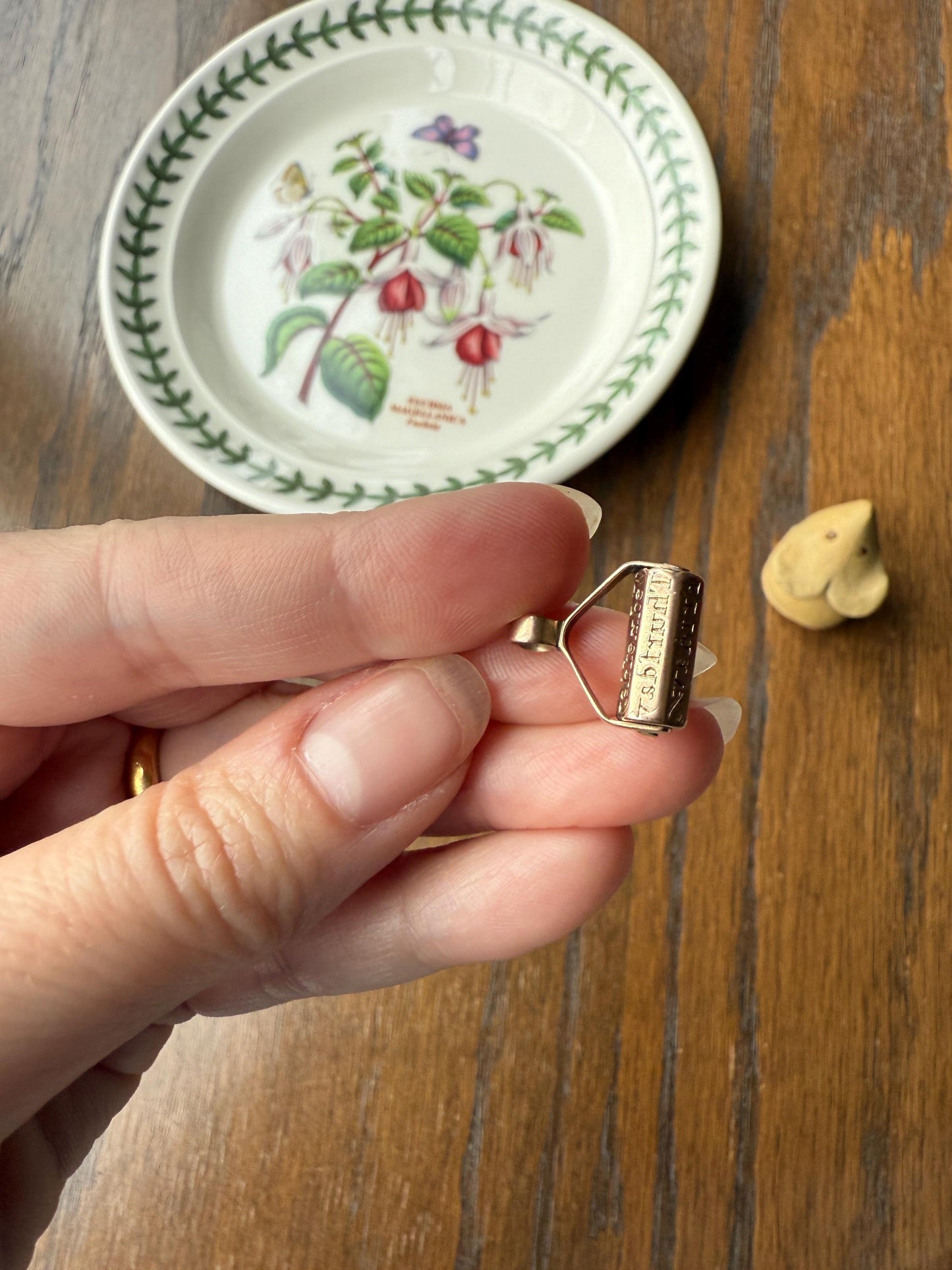 SPINNER Days of the Week Fob 10k Gold Engraved Reverse Intaglio Mini Wax Seal Pendant Antique Victorian