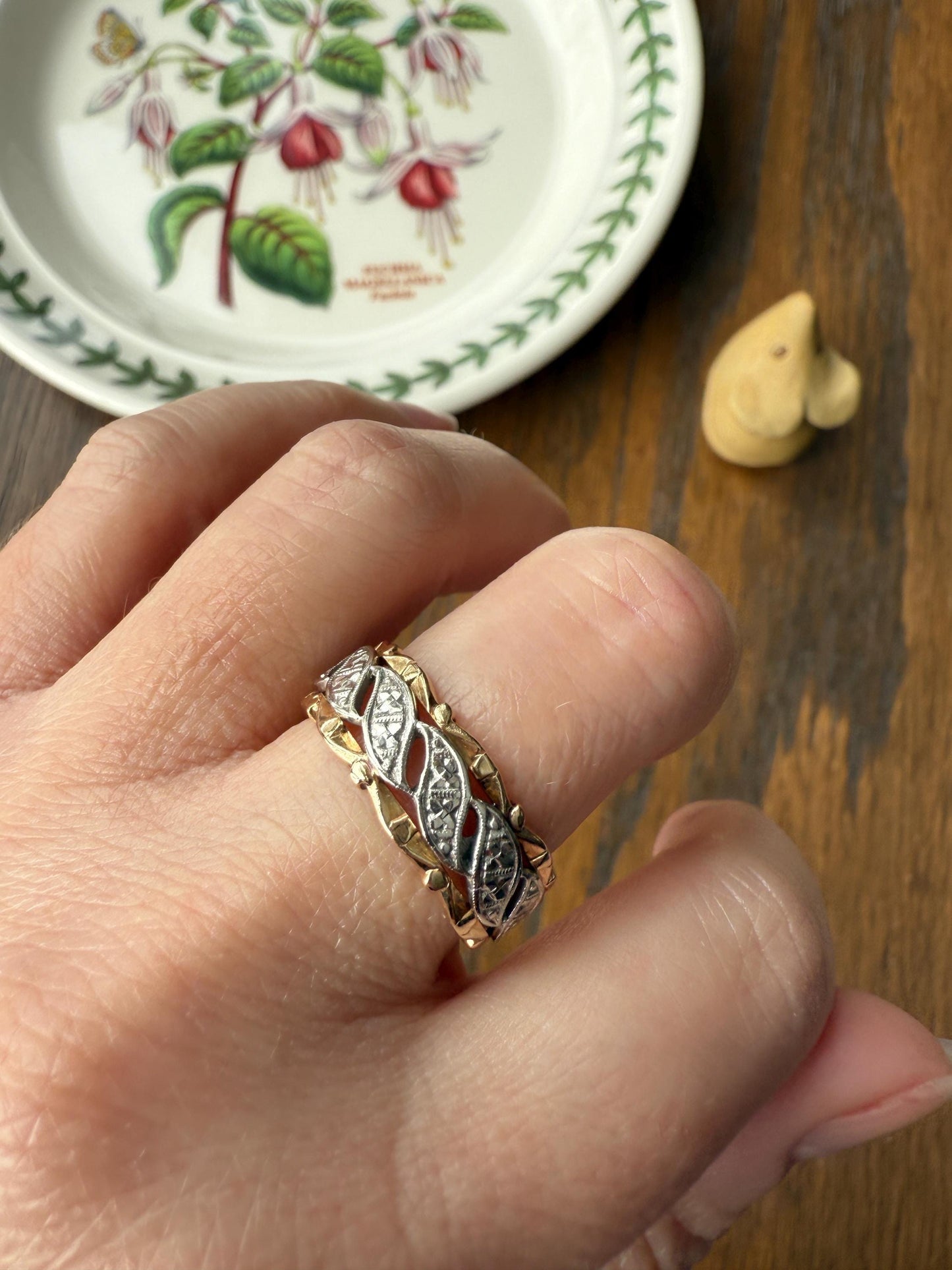 Swirling Art Deco ANTIQUE Two Tone 14k Gold Ring Eternity Wide Band Wedding Chunky Stacker Illusion Chiseled Rivet Cigar