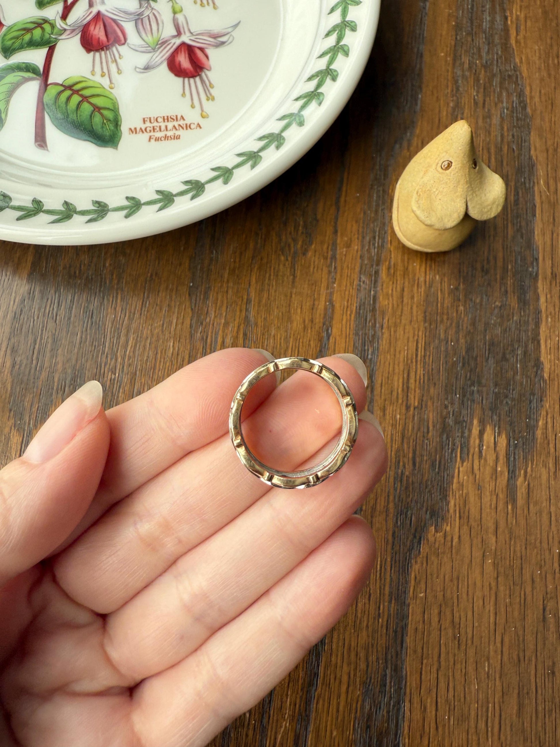 Swirling Art Deco ANTIQUE Two Tone 14k Gold Ring Eternity Wide Band Wedding Chunky Stacker Illusion Chiseled Rivet Cigar