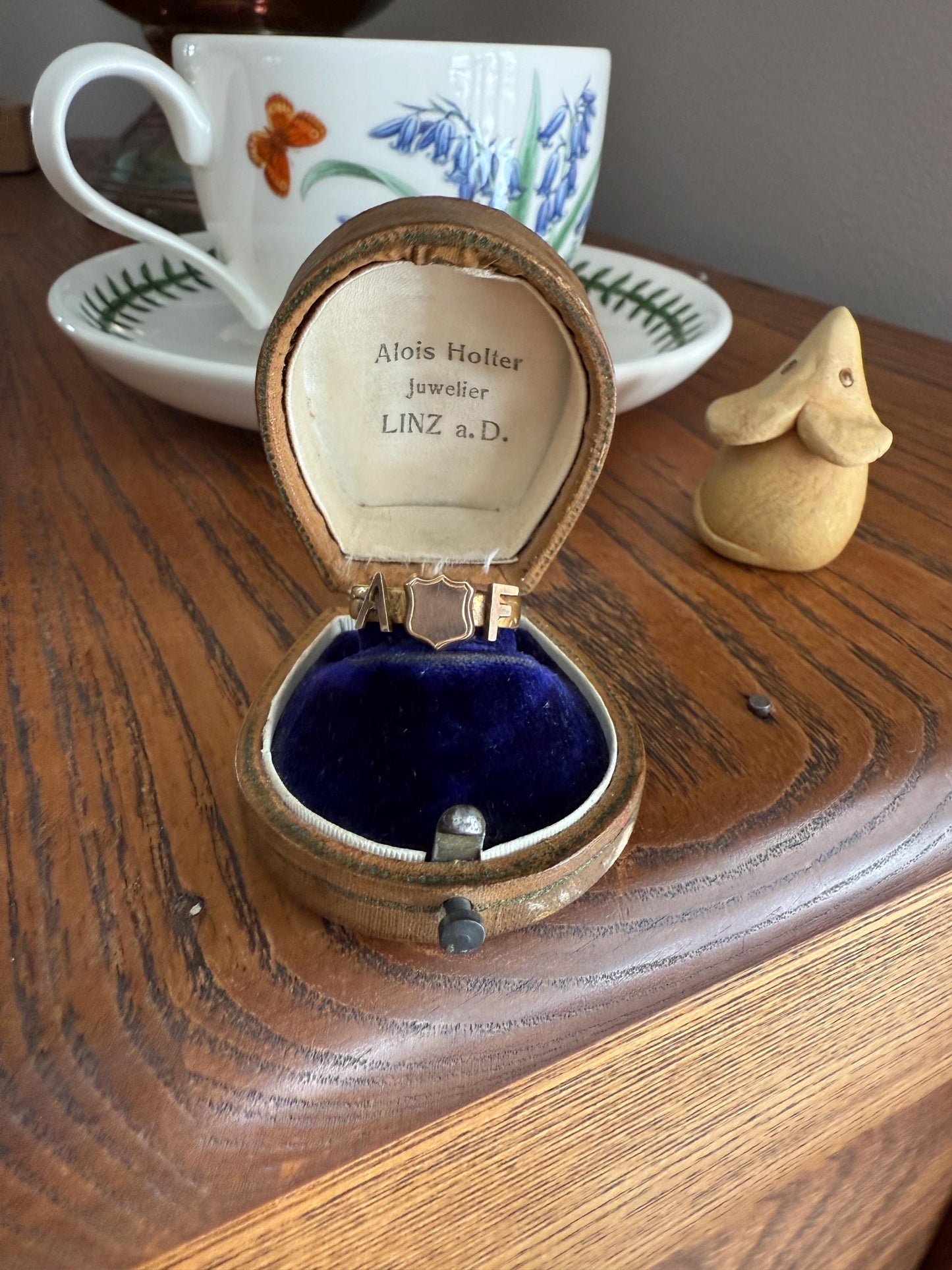 Unique " AF " Shield Signet Ring Antique Engraved Band 9k Gold Solid Unisex Stacker Figural Ready to Engrave / Personalize