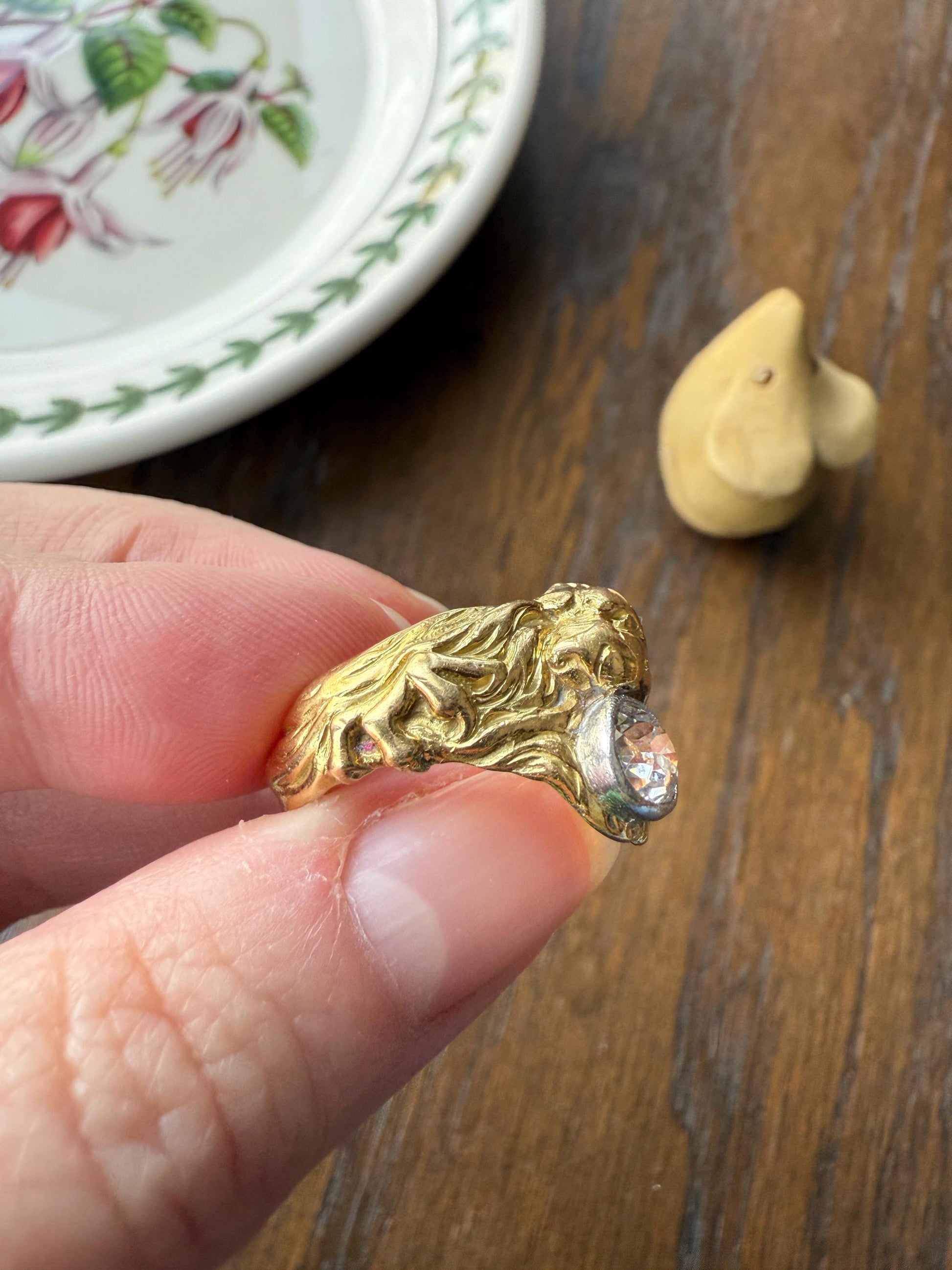 LION Antique HEAVY French 13.6g 18k GOLD Solid Ring One Carat Old Mine Cut Diamond Wide Band 3D Gift Figural Animal Jewelry Man Unisex OmC