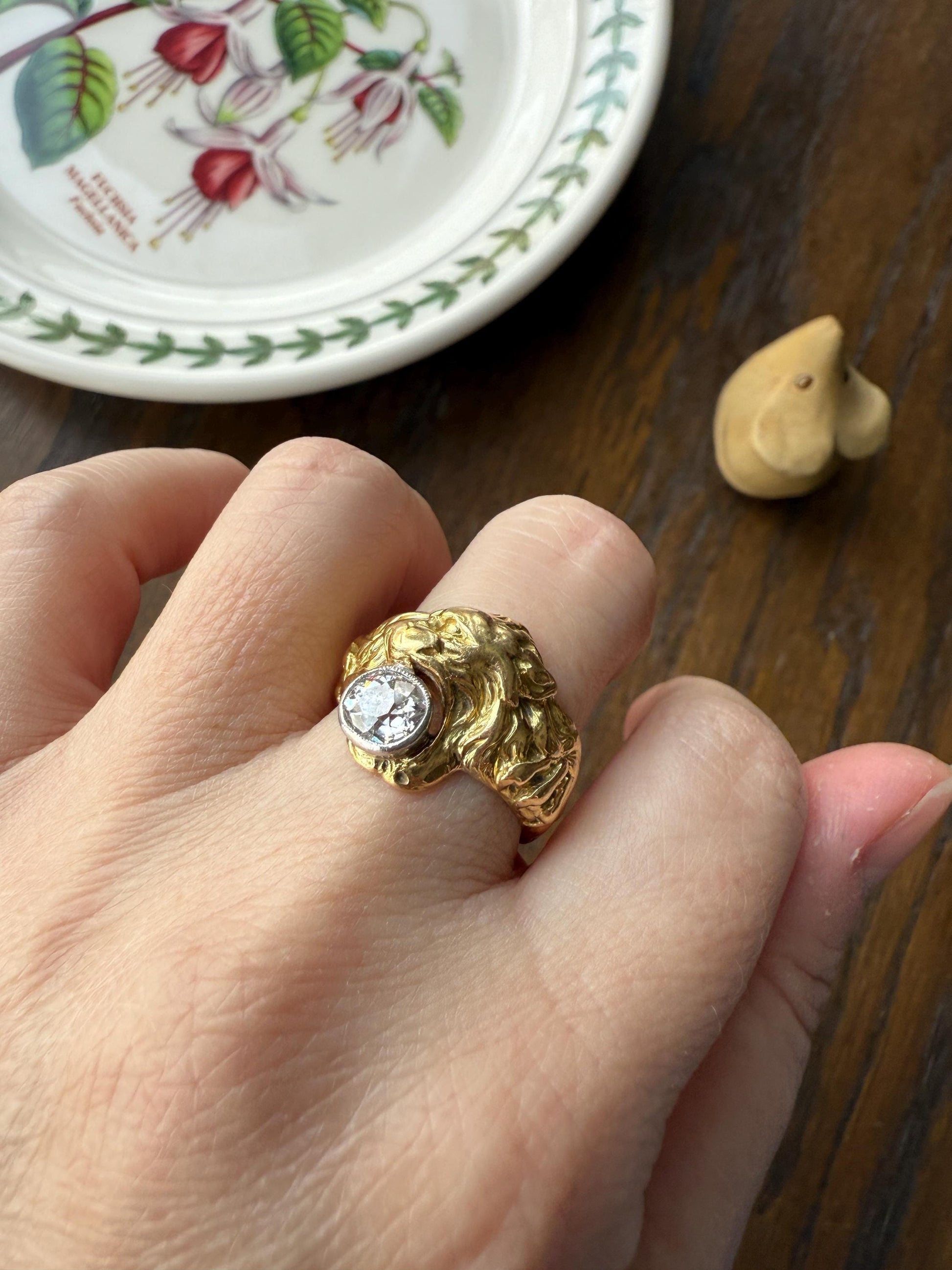 LION Antique HEAVY French 13.6g 18k GOLD Solid Ring One Carat Old Mine Cut Diamond Wide Band 3D Gift Figural Animal Jewelry Man Unisex OmC