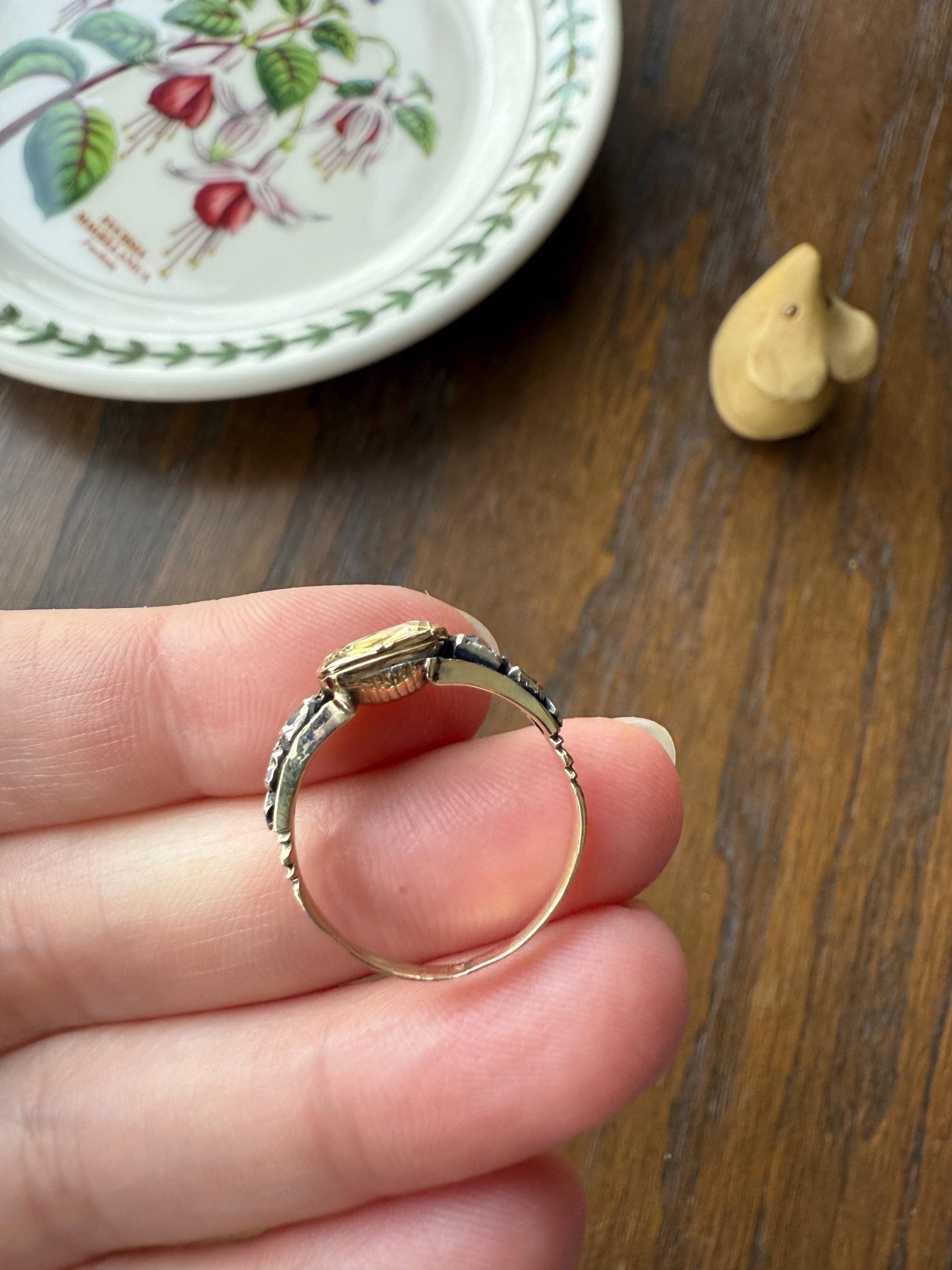 Antique Foiled CITRINE Sunny Yellow Rose Cut Diamond Ring Georgian Era Setting Button Back Ring Butt ; ) East West Elongated