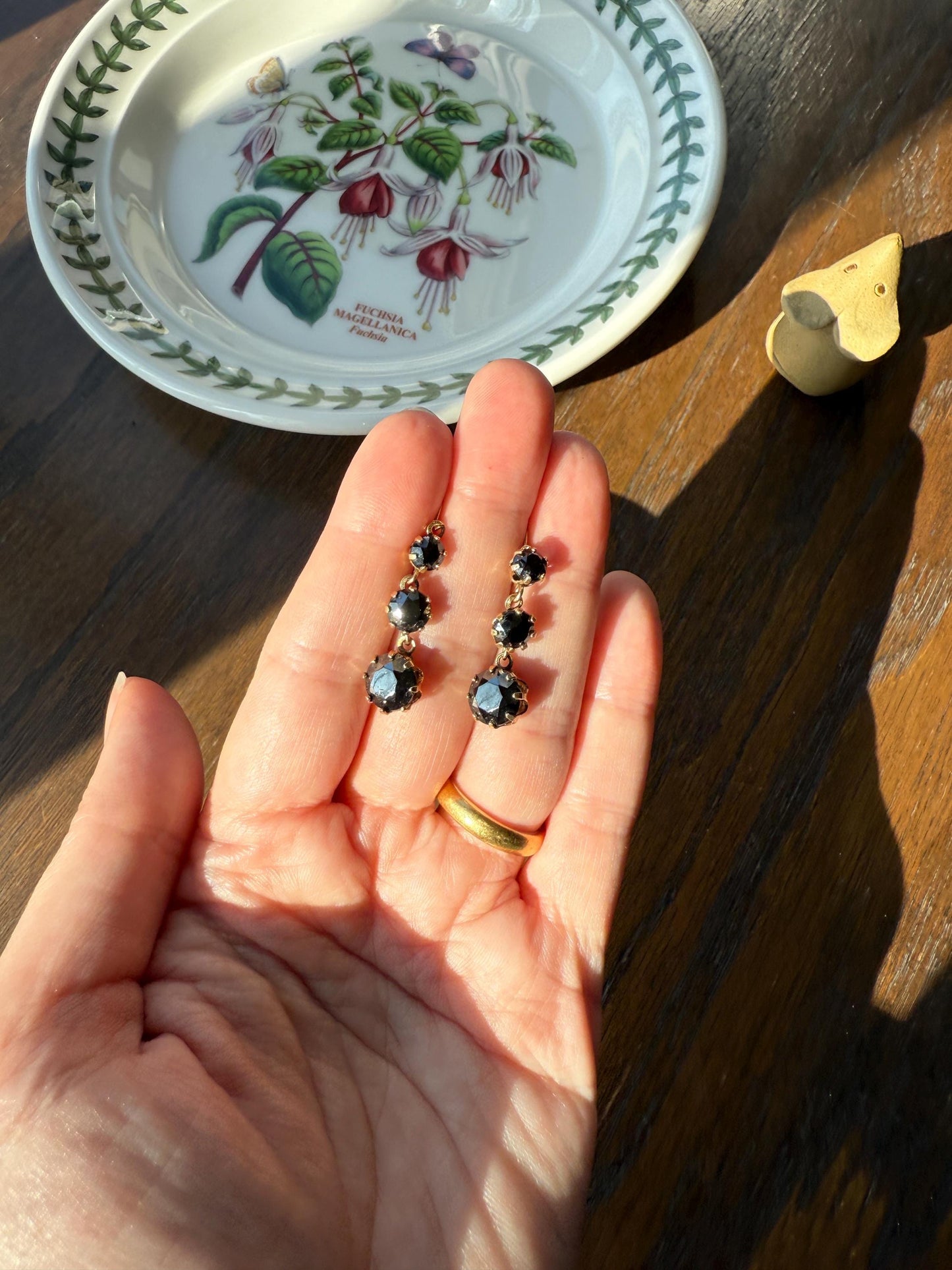 Antique HEMATITE Metallic Gray Black Victorian Line Dangle Earrings Buttercup Prongs Moody Dark 14k Gold Three Stone Drops