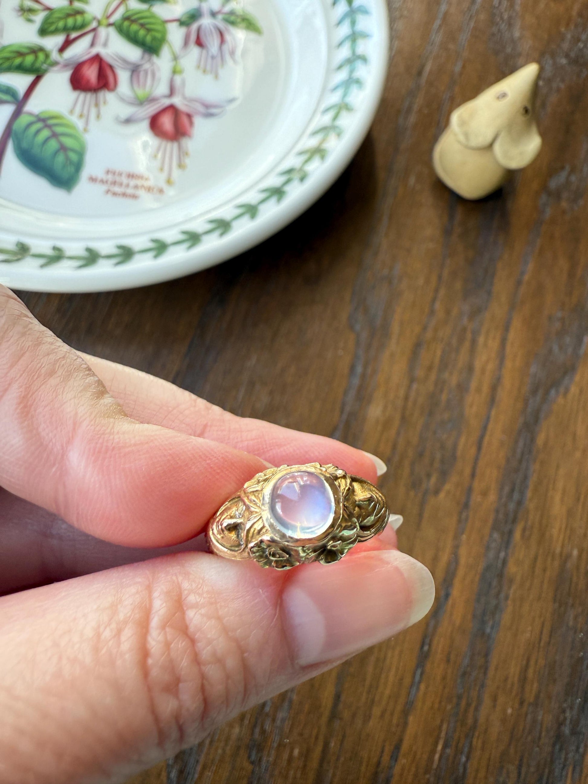 Art Nouveau Floral Woman Two Faces Antique Blue MOONSTONE c1900 Glowing Orb Figural Ring 14k Gold Buttery Band Stacker Victorian Unisex