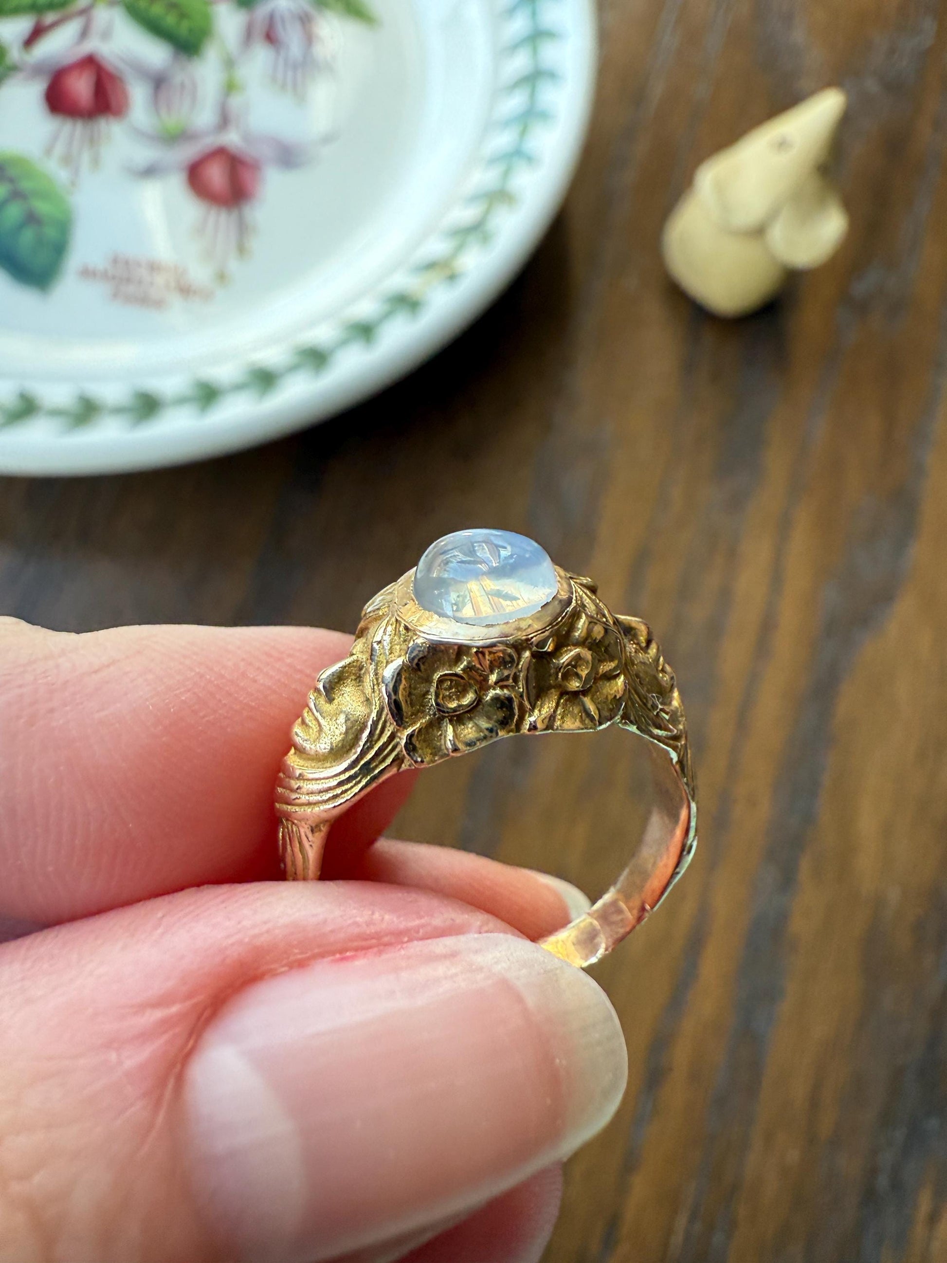 Art Nouveau Floral Woman Two Faces Antique Blue MOONSTONE c1900 Glowing Orb Figural Ring 14k Gold Buttery Band Stacker Victorian Unisex