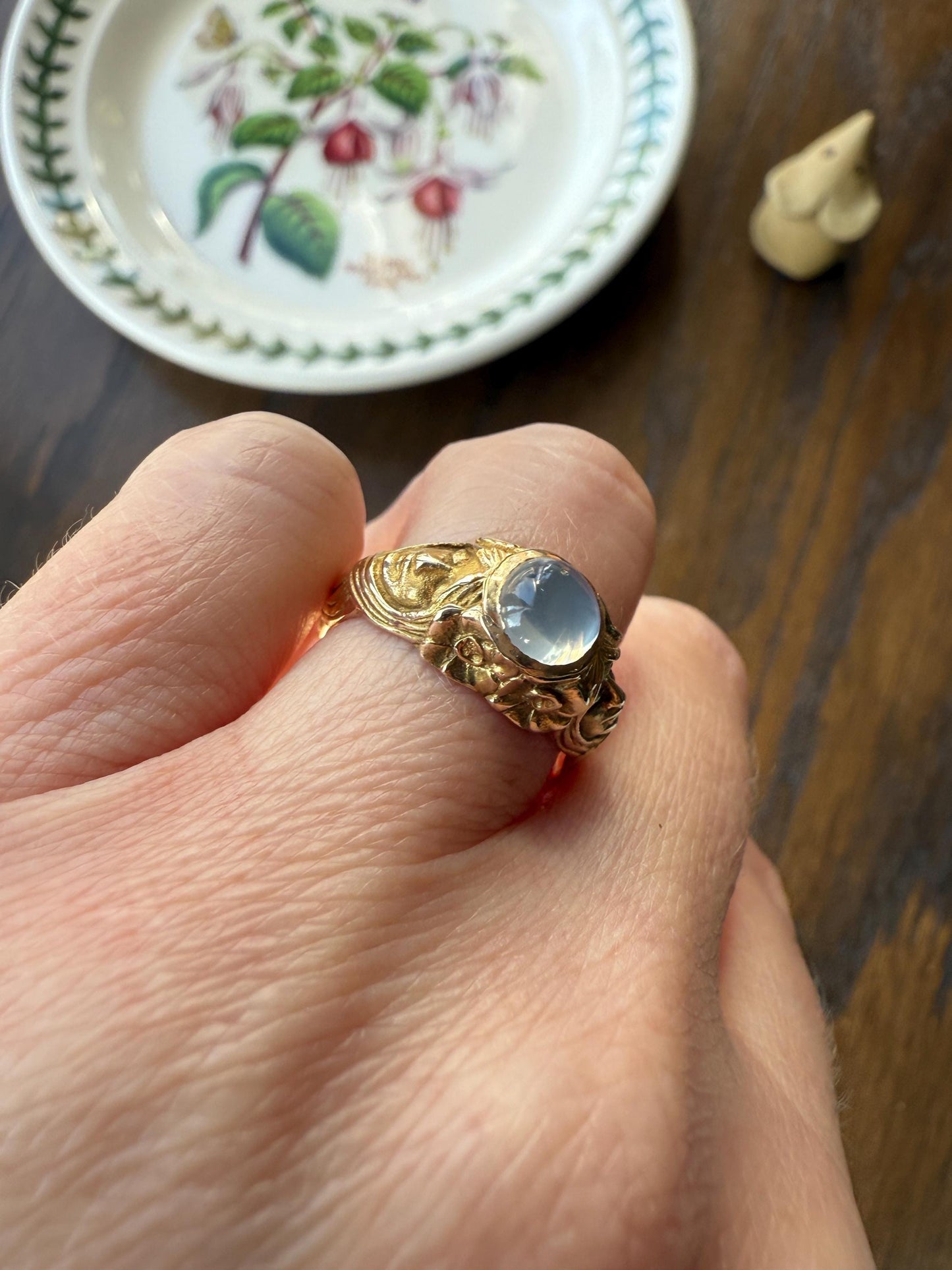 Art Nouveau Floral Woman Two Faces Antique Blue MOONSTONE c1900 Glowing Orb Figural Ring 14k Gold Buttery Band Stacker Victorian Unisex