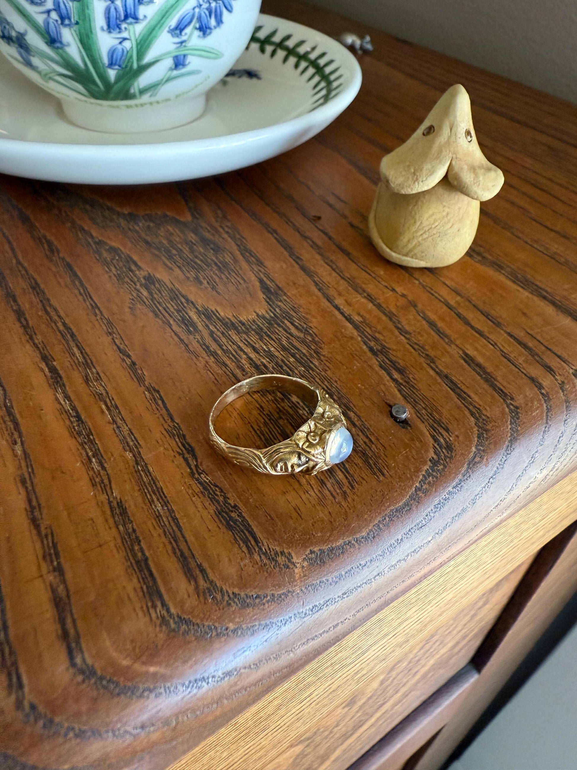 Art Nouveau Floral Woman Two Faces Antique Blue MOONSTONE c1900 Glowing Orb Figural Ring 14k Gold Buttery Band Stacker Victorian Unisex