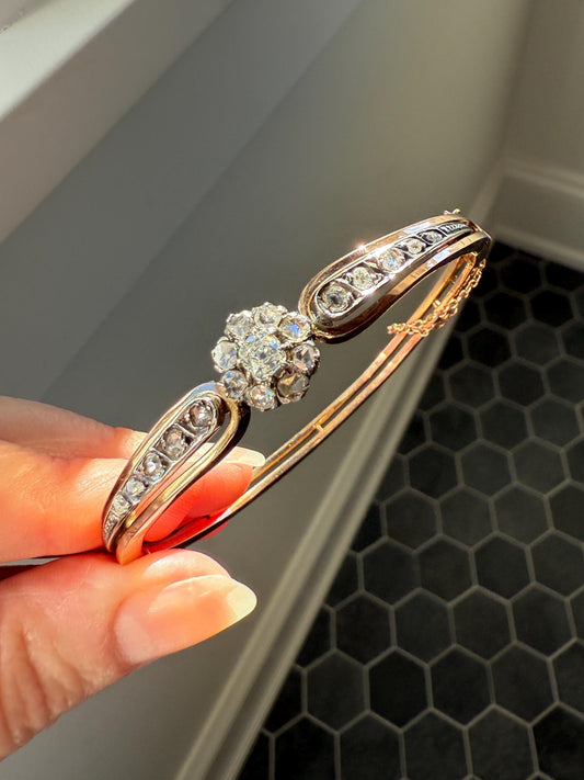 ANTIQUE 1.5Ctw Daisy CLUSTER Old Mine & Rose Cut DIAMONDS French Hinged Bangle Bracelet 18k Gold Silver Belle Epoque OmC Victorian Hallmark