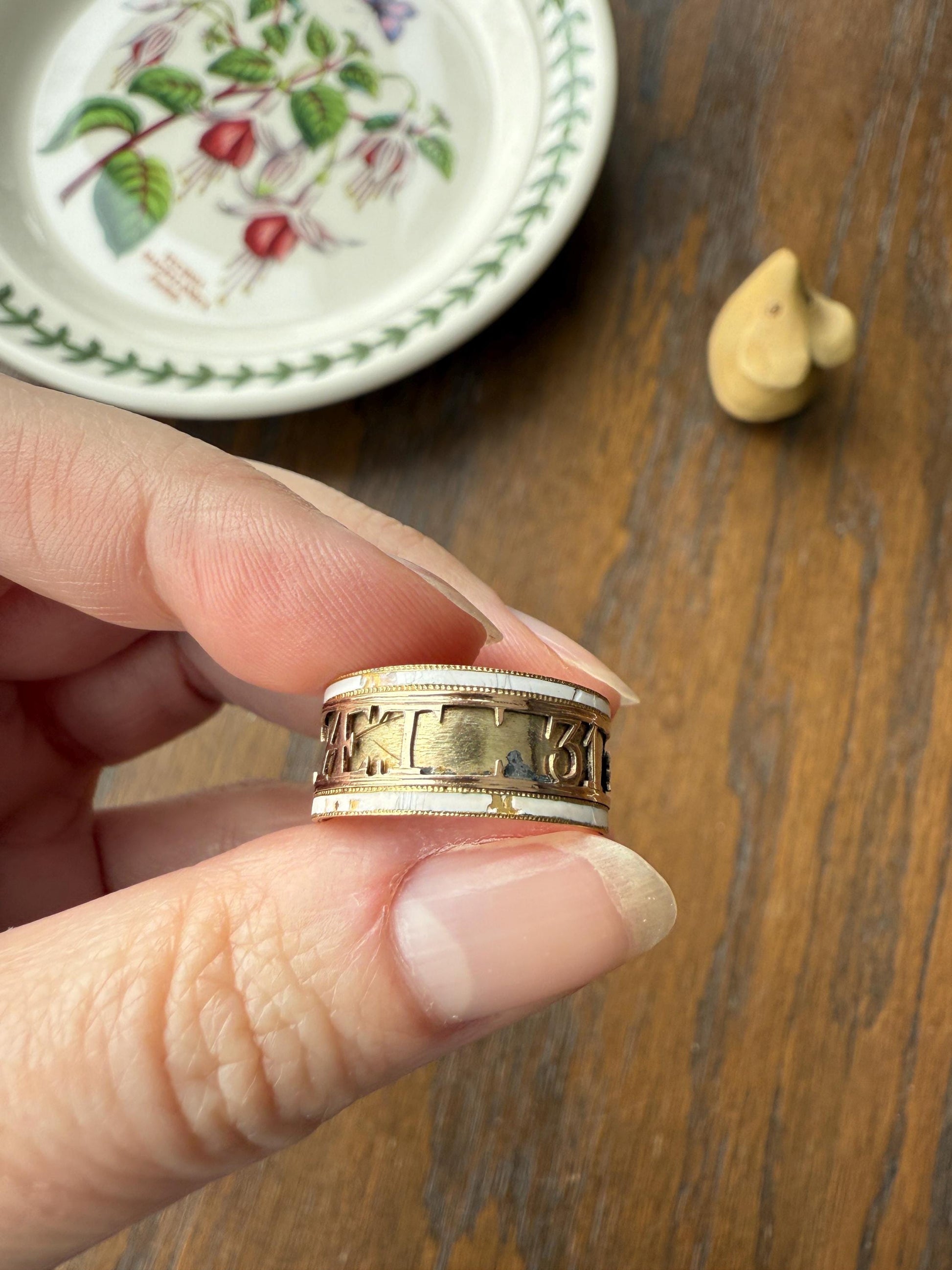 Georgian Era Dated 1789 Cigar Band Mourning Ring White Enamel 14k Gold Engraved "Died at Semlin" Military Significance