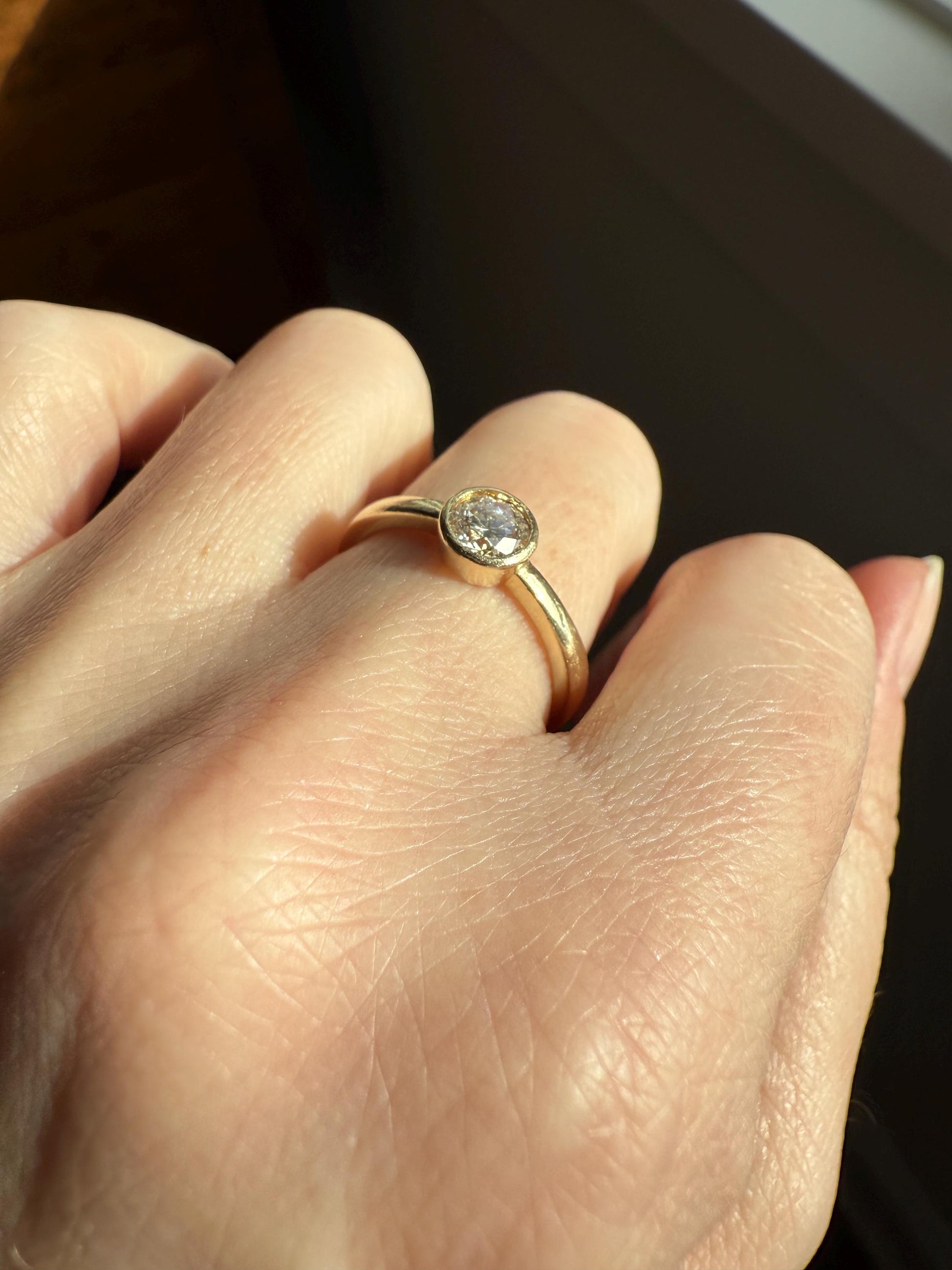 Vintage DIAMOND Bezel Set Ring Stacker Band 14k Gold Solid Geometric Engagement Gift Unisex