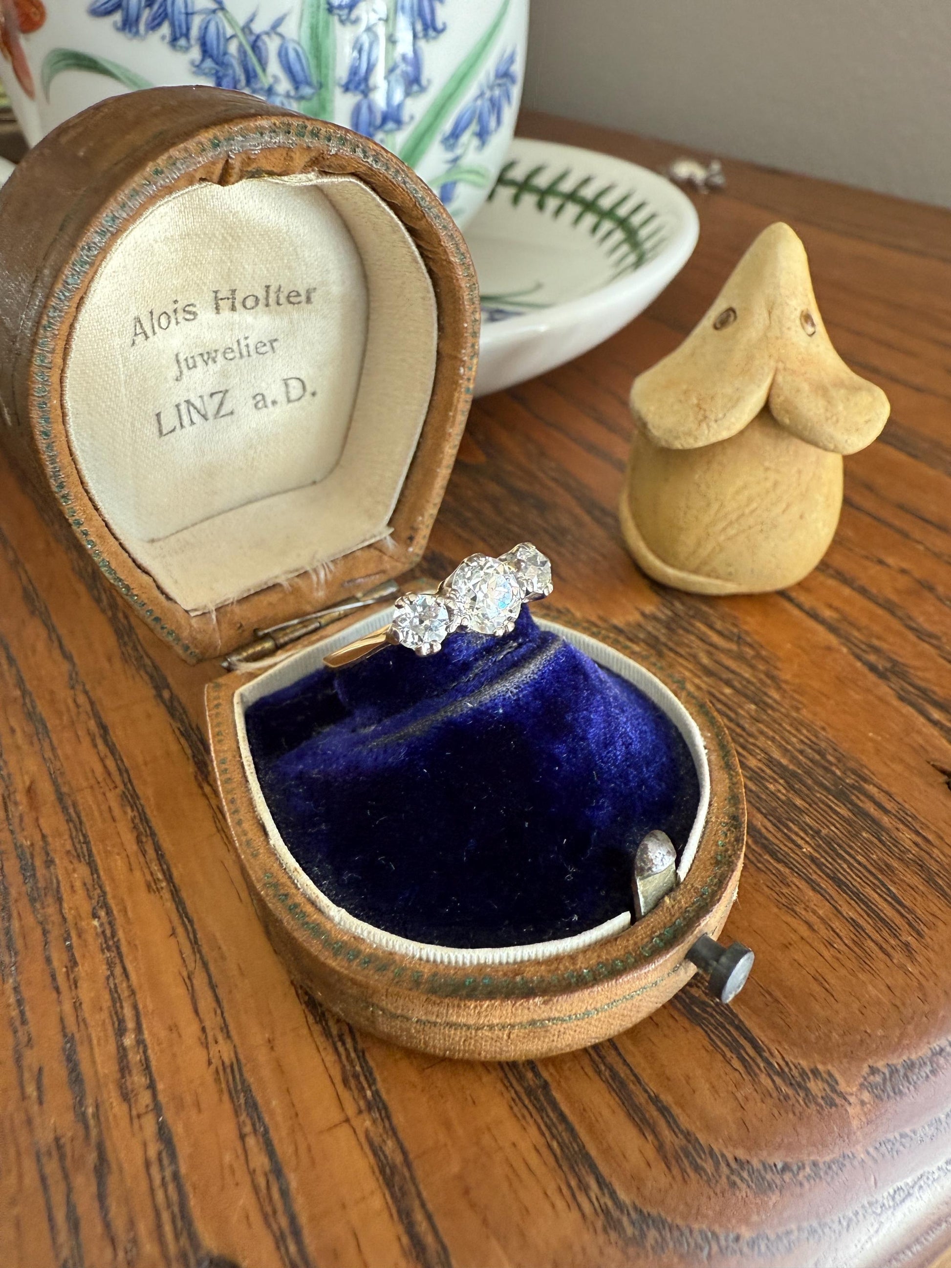 Antique Three Stone 1.25 Carat Old Mine Cut DiAMOND Ring 18k GOLD Stacker Band 1.25Ctw OMC Trilogy Anniversary Wedding Engagement