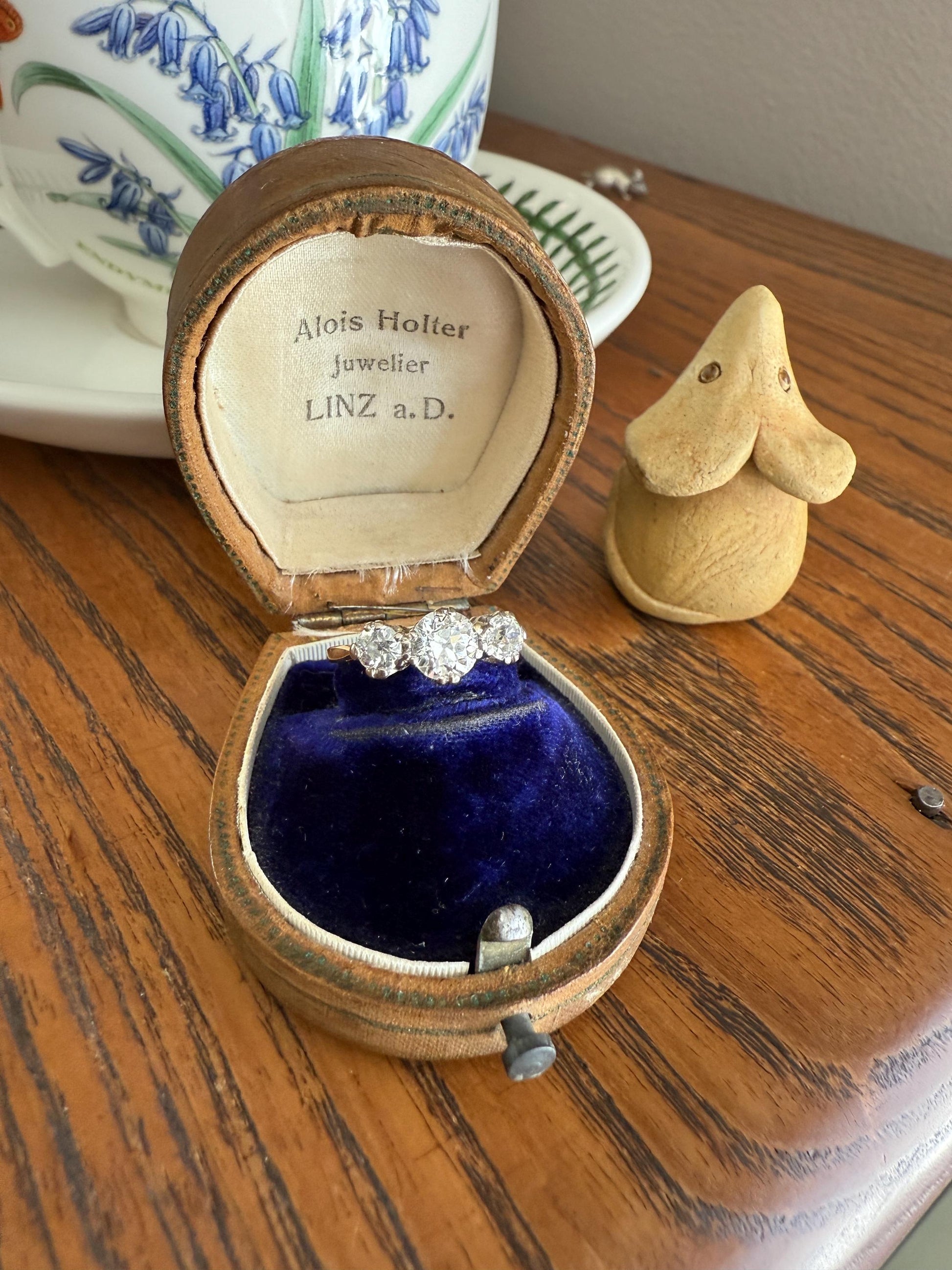 Antique Three Stone 1.25 Carat Old Mine Cut DiAMOND Ring 18k GOLD Stacker Band 1.25Ctw OMC Trilogy Anniversary Wedding Engagement