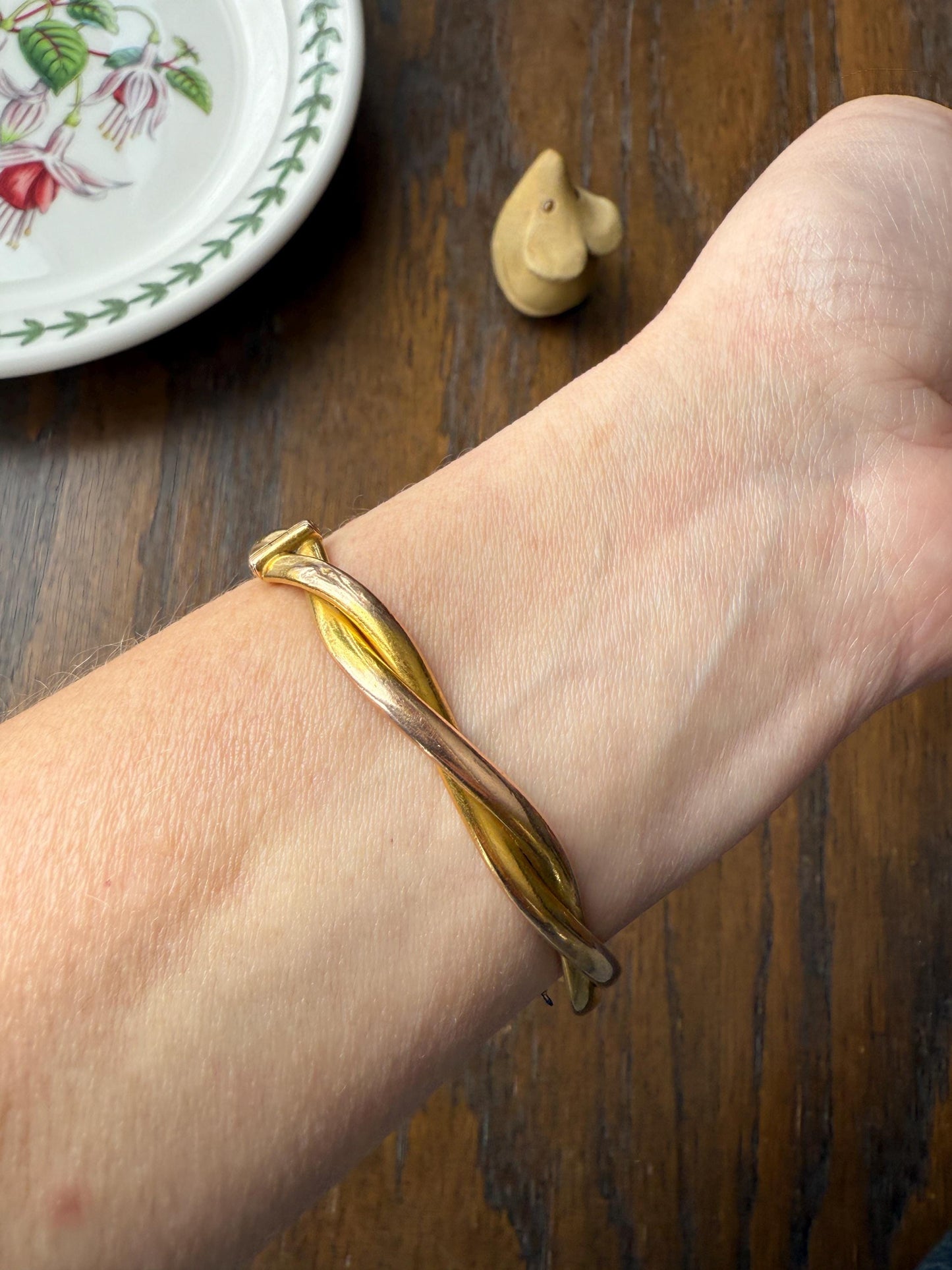 Antique Green Natural EMERALD Old Mine Cut Diamond Halo Hinged Bangle Bracelet 14k Solid Gold Rosy & YG Glowing Victorian Edwardian Twist