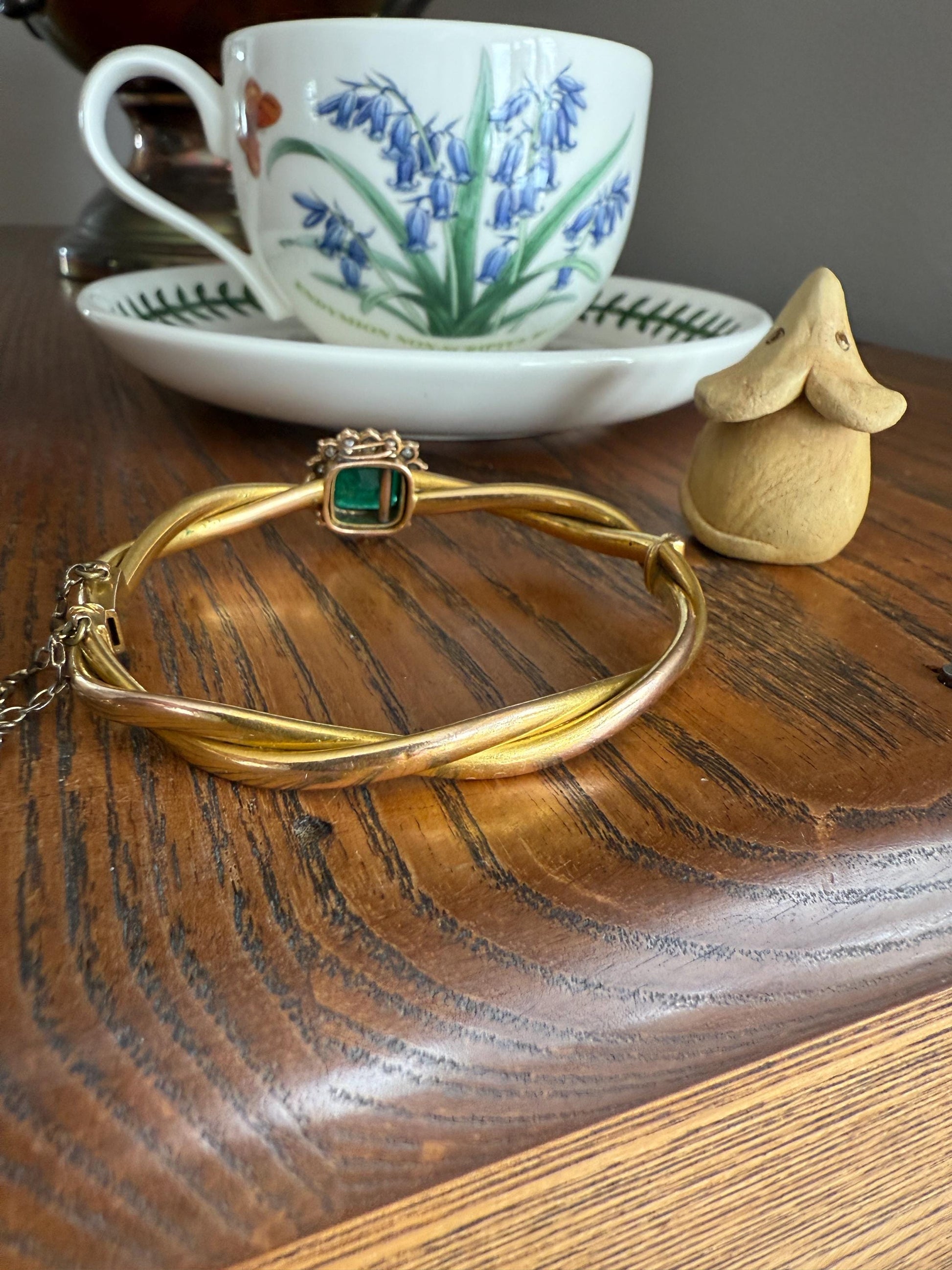 Antique Green Natural EMERALD Old Mine Cut Diamond Halo Hinged Bangle Bracelet 14k Solid Gold Rosy & YG Glowing Victorian Edwardian Twist