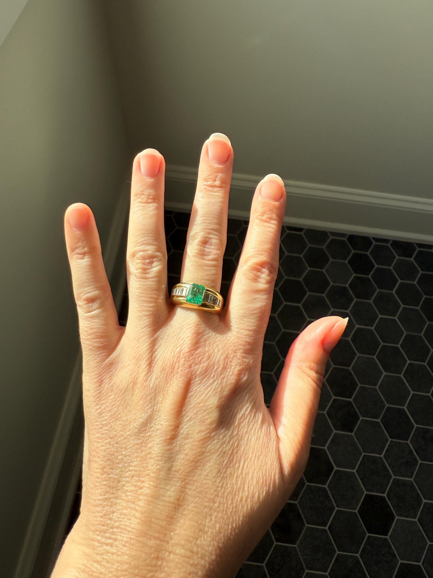 Chunky Green EMERALD Baguette Cut DIAMOND 6g 18k Gold Solid Vintage Gypsy Ring Domed Retro Wide Band Natural Geometric Stacker Man Unisex