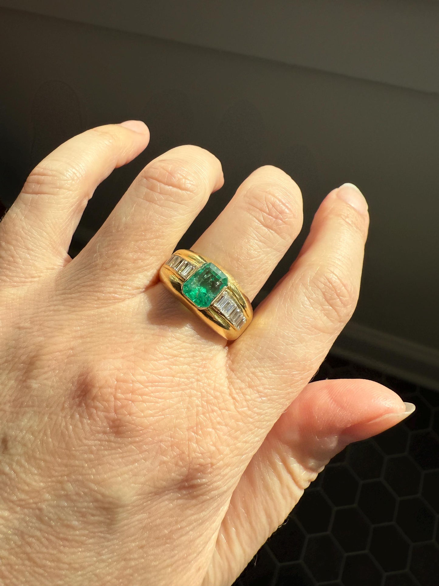 Chunky Green EMERALD Baguette Cut DIAMOND 6g 18k Gold Solid Vintage Gypsy Ring Domed Retro Wide Band Natural Geometric Stacker Man Unisex