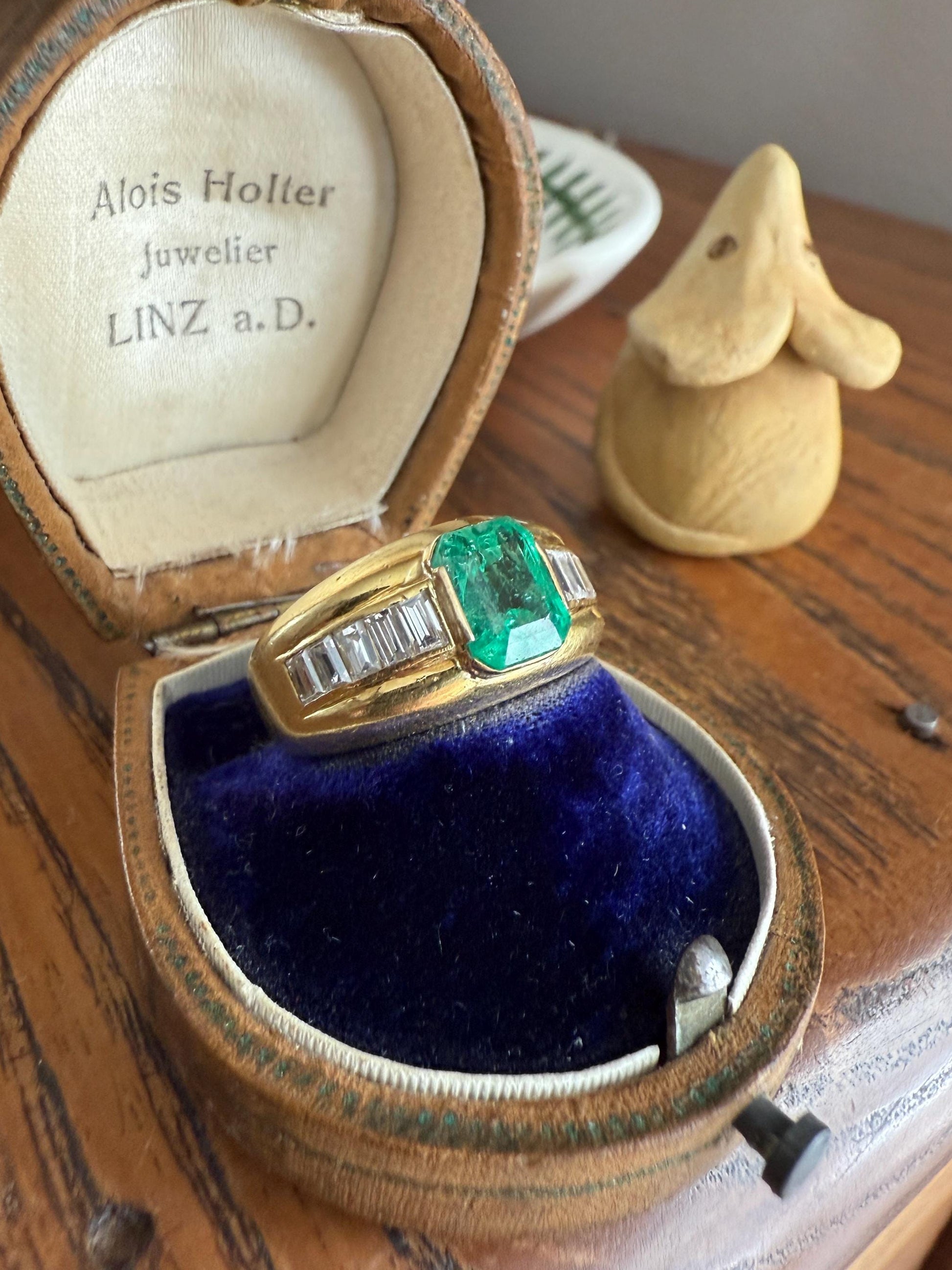 Chunky Green EMERALD Baguette Cut DIAMOND 6g 18k Gold Solid Vintage Gypsy Ring Domed Retro Wide Band Natural Geometric Stacker Man Unisex