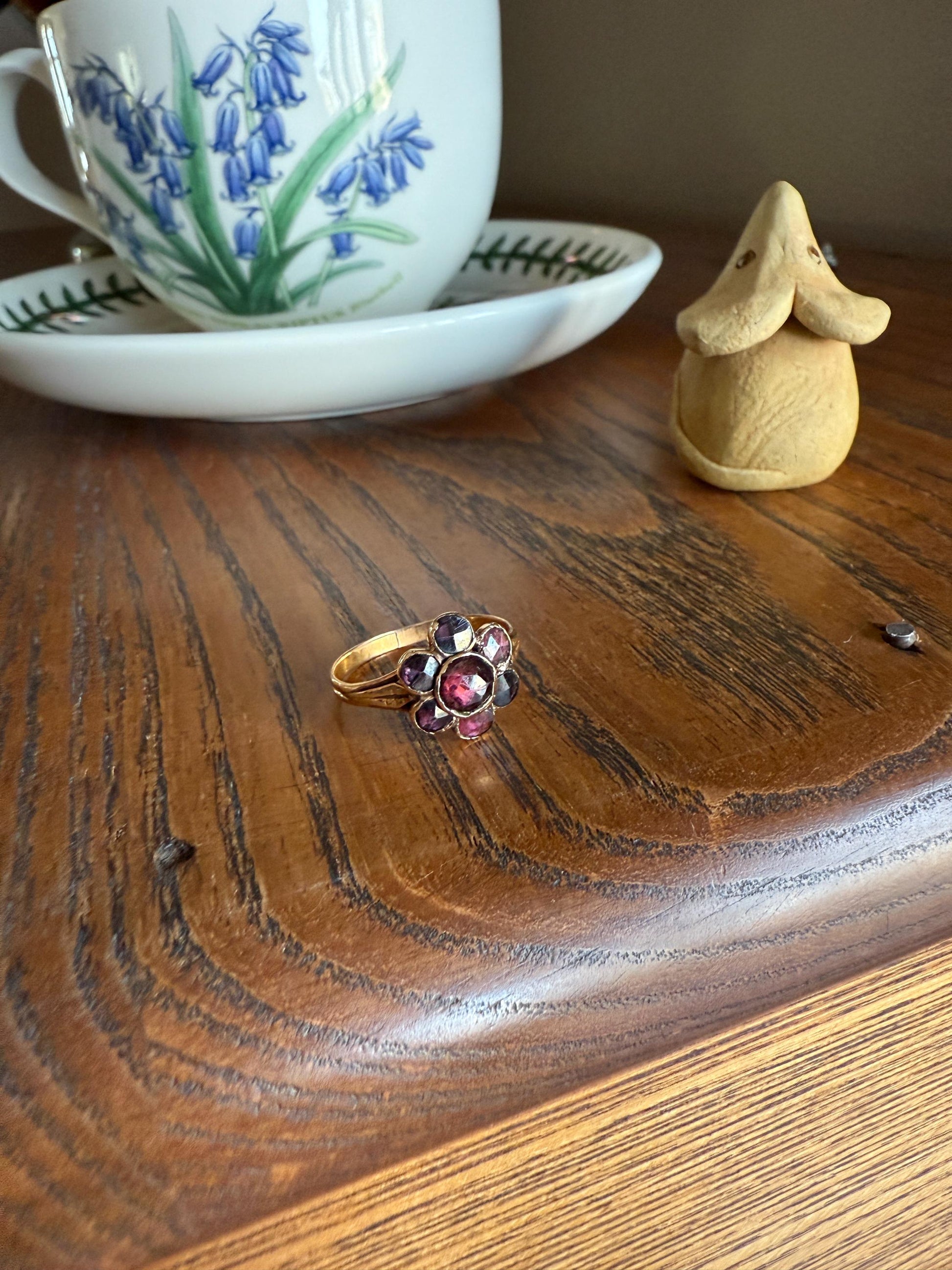 Perpignan GARNET Almandine Cluster Ring French VICTORIAN Era Hallmark 18k Gold Floral Daisy Glowing Purple Pink