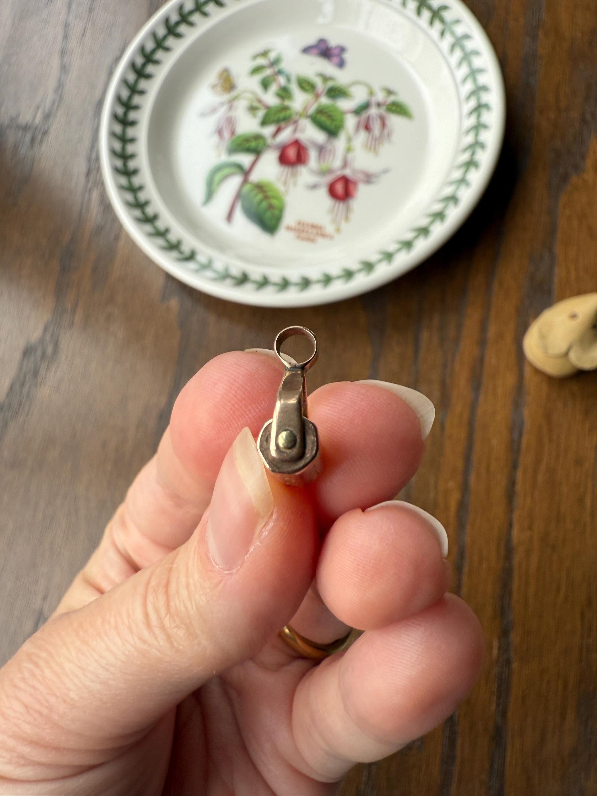 SPINNER Days of the Week Fob 10k Gold Engraved Reverse Intaglio Mini Wax Seal Pendant Antique Victorian