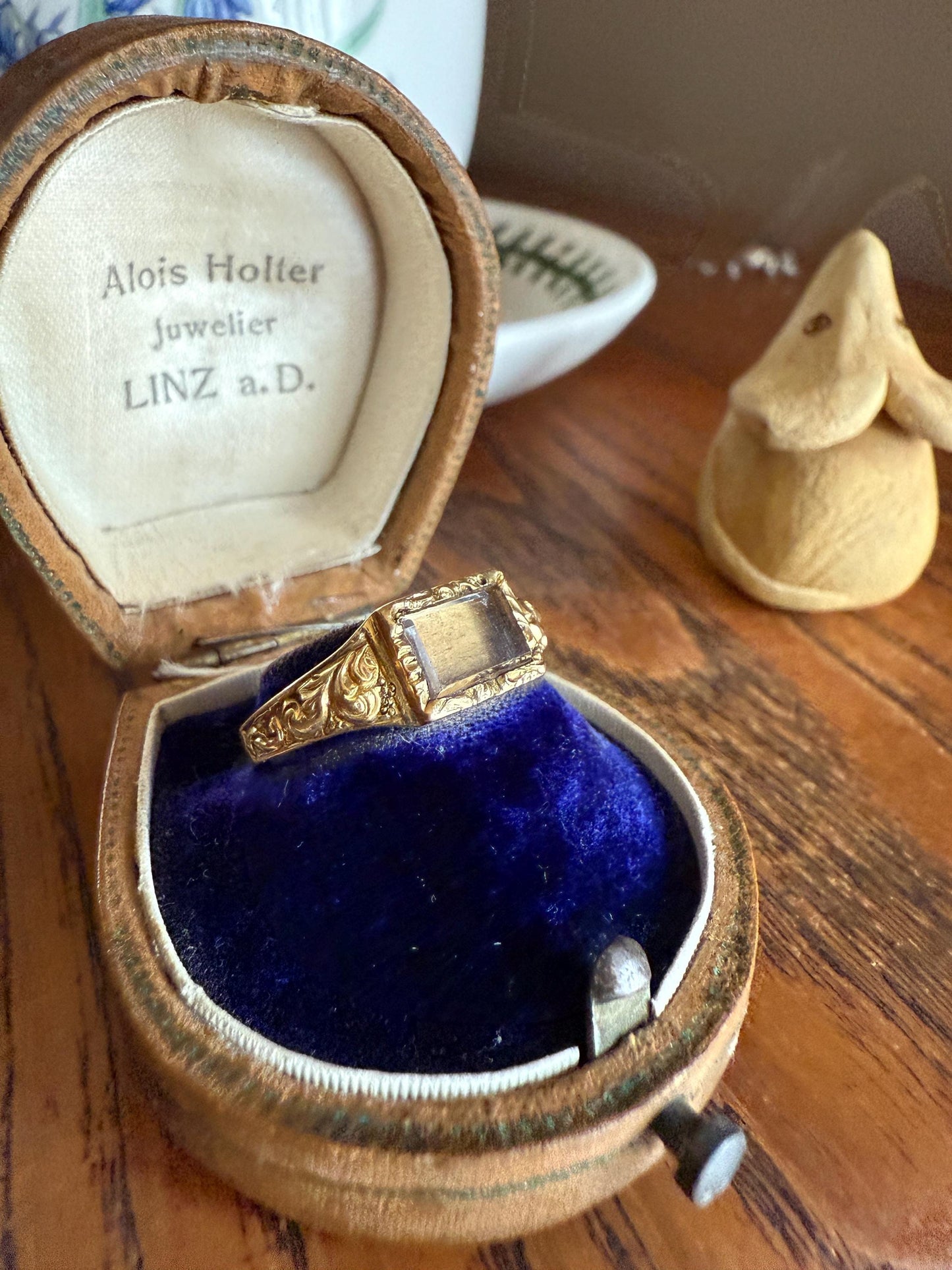 Antique LOCKET Back Ring French Engraved EM Victorian 18k Gold Ornate Floral Sentimental Jewelry or Poison : )