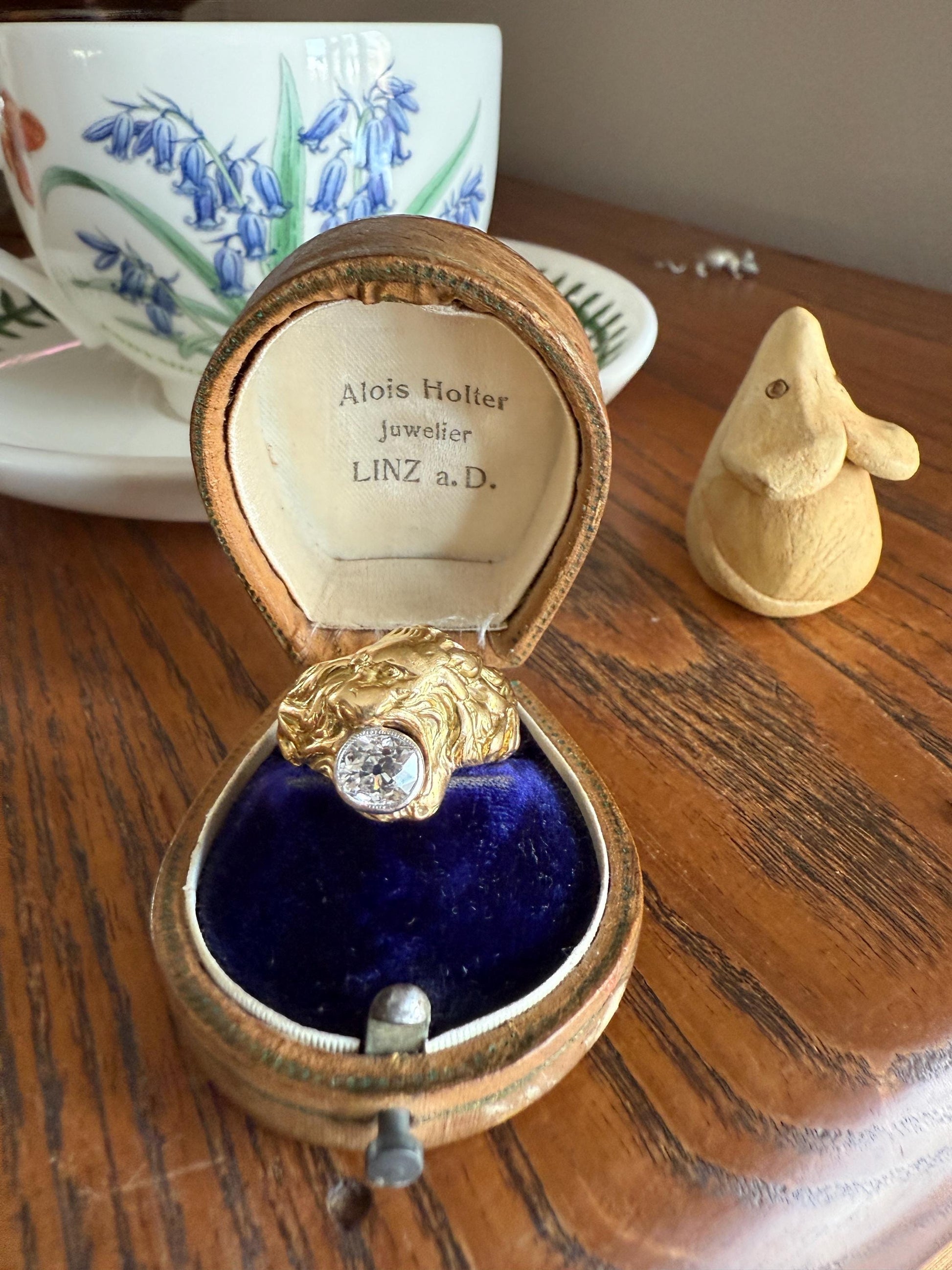 LION Antique HEAVY French 13.6g 18k GOLD Solid Ring One Carat Old Mine Cut Diamond Wide Band 3D Gift Figural Animal Jewelry Man Unisex OmC