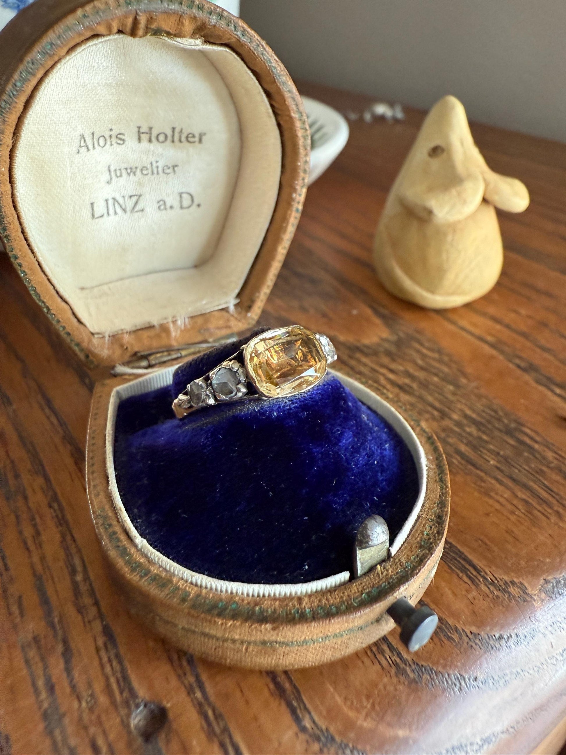 Antique Foiled CITRINE Sunny Yellow Rose Cut Diamond Ring Georgian Era Setting Button Back Ring Butt ; ) East West Elongated
