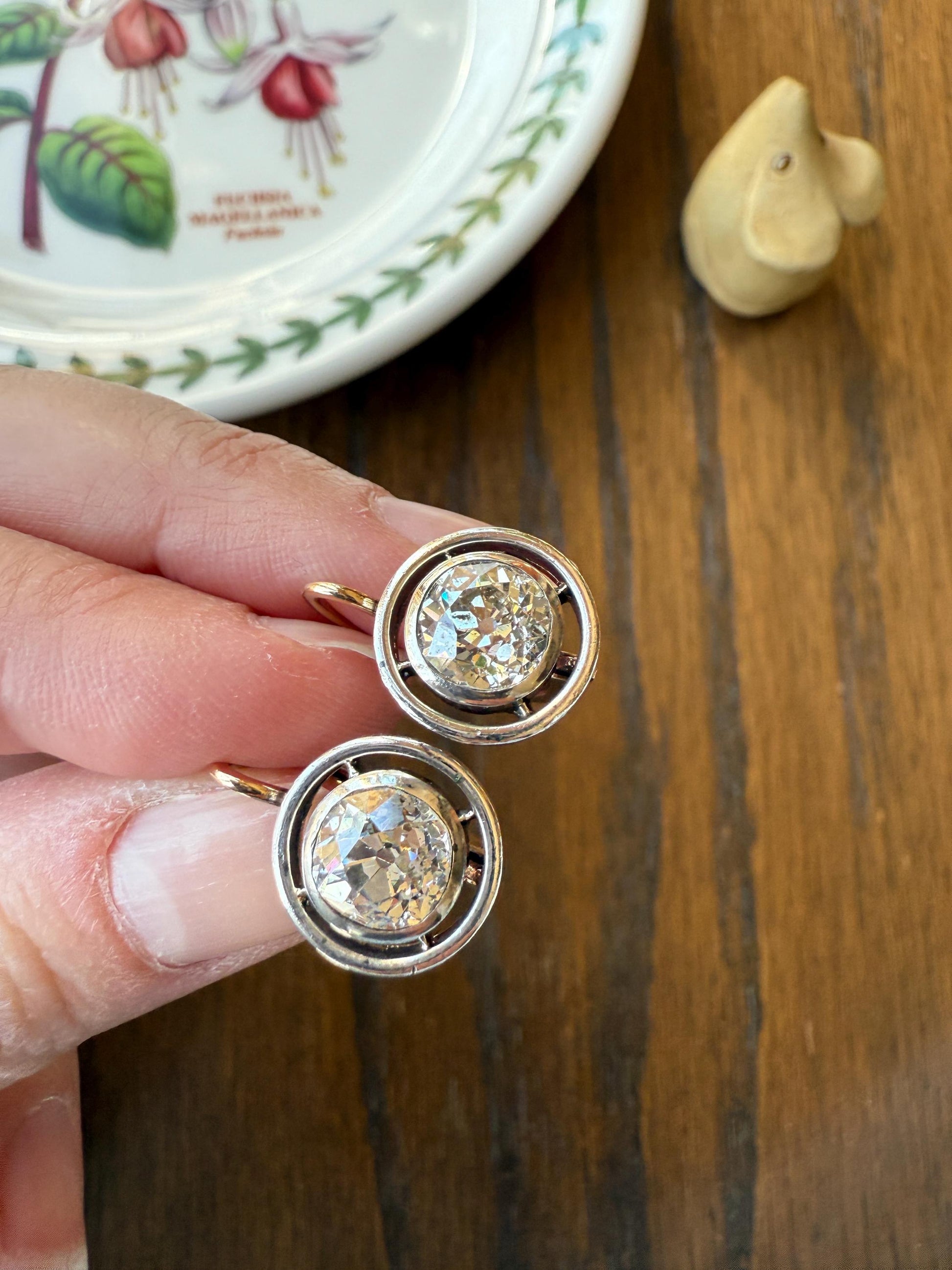 Boxed Original Antique 3.7 Carats Old Mine Cut DIAMOND Natural Dormeuse Earrings Bezel Set Circle Halo 18k Gold Silver Dangle Bullseye Gift