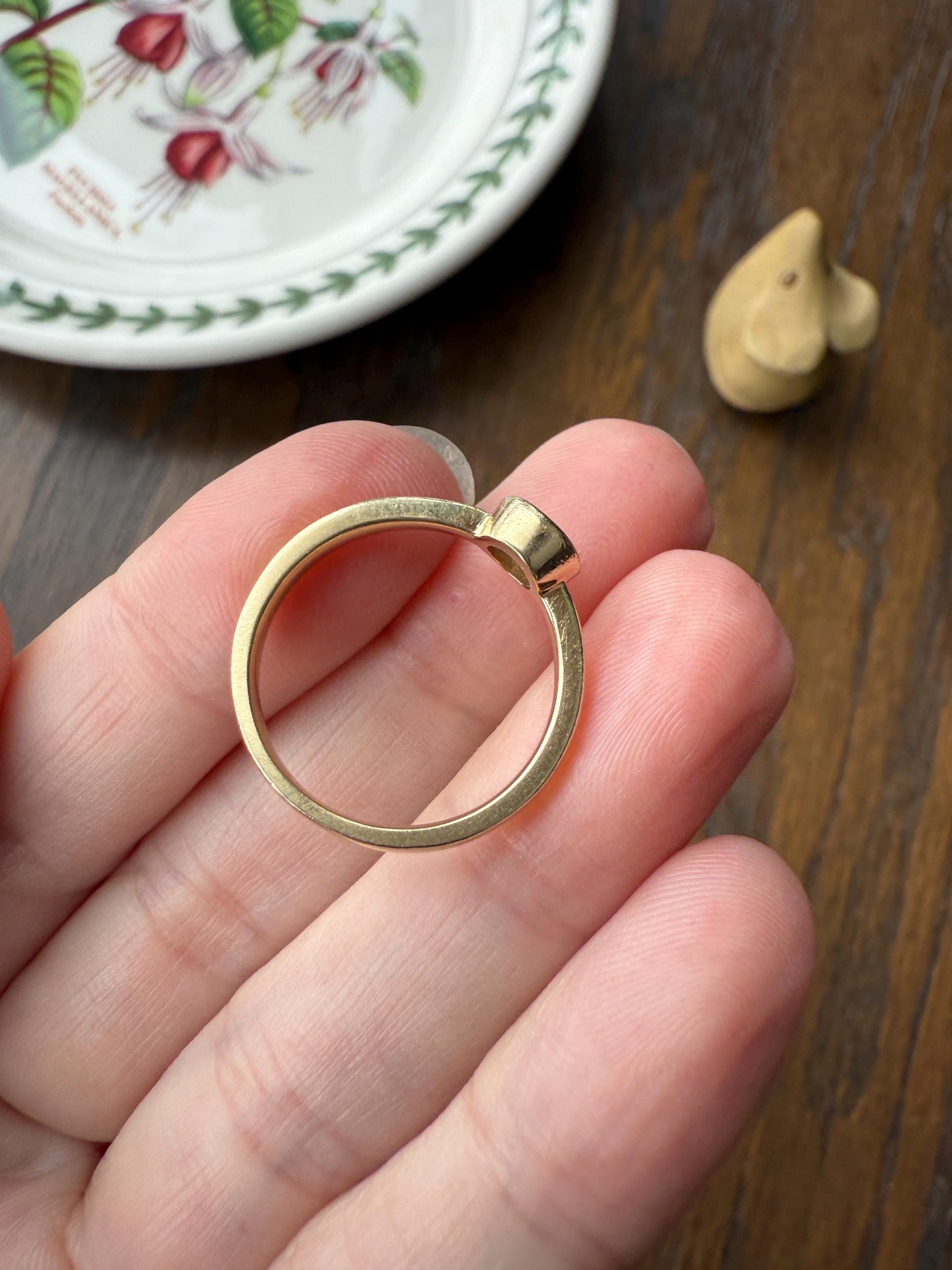 Vintage DIAMOND Bezel Set Ring Stacker Band 14k Gold Solid Geometric Engagement Gift Unisex