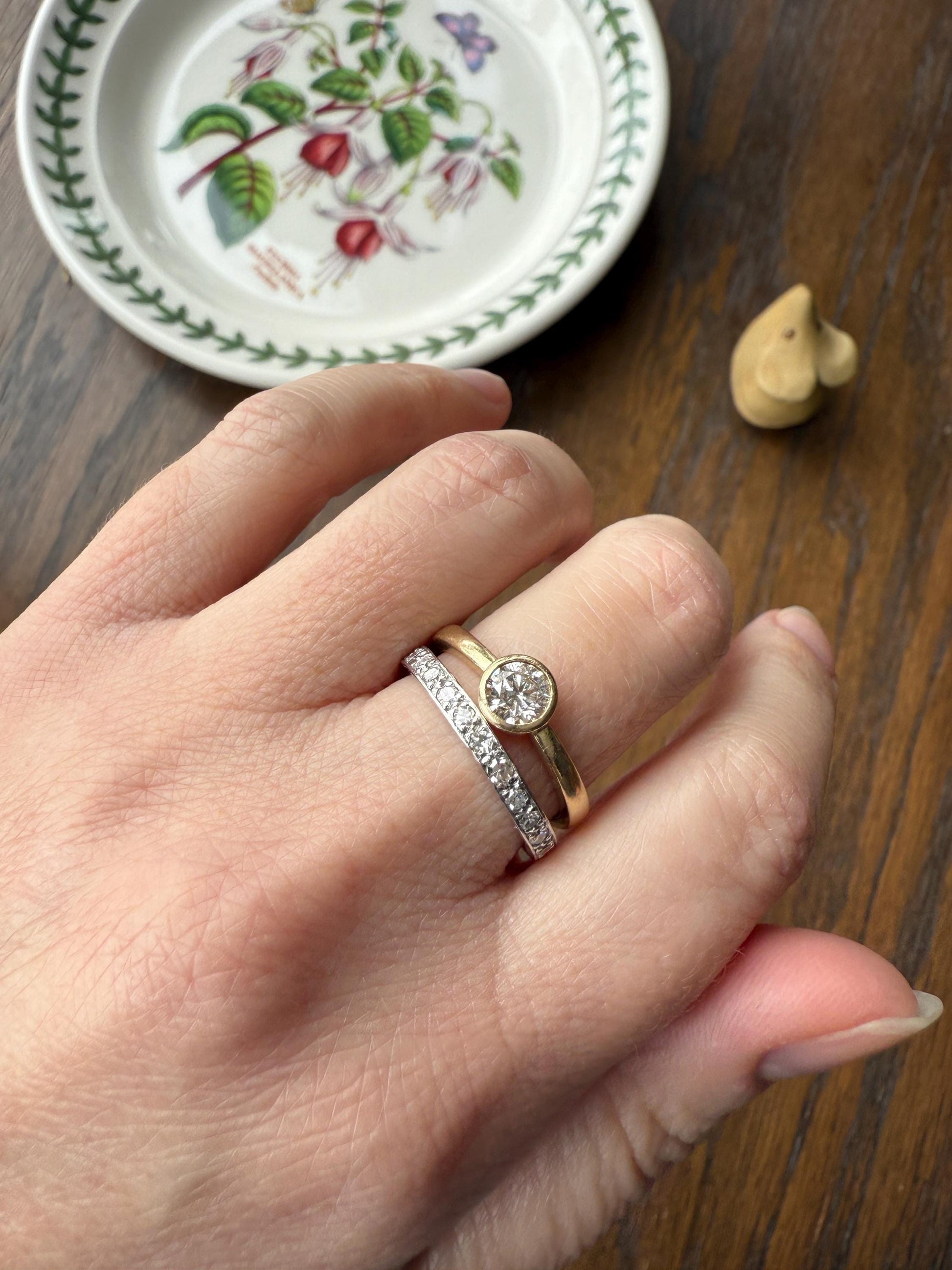 Vintage DIAMOND Bezel Set Ring Stacker Band 14k Gold Solid Geometric Engagement Gift Unisex