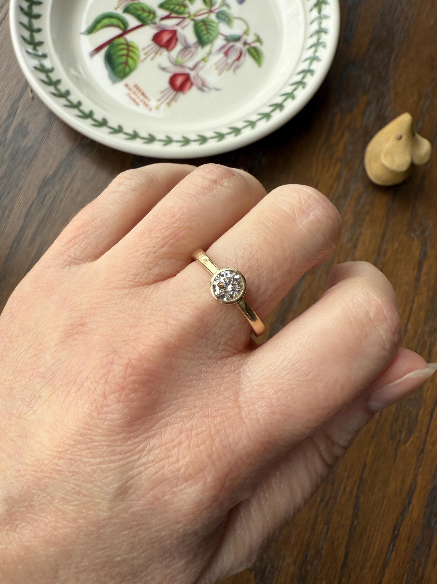 Vintage DIAMOND Bezel Set Ring Stacker Band 14k Gold Solid Geometric Engagement Gift Unisex