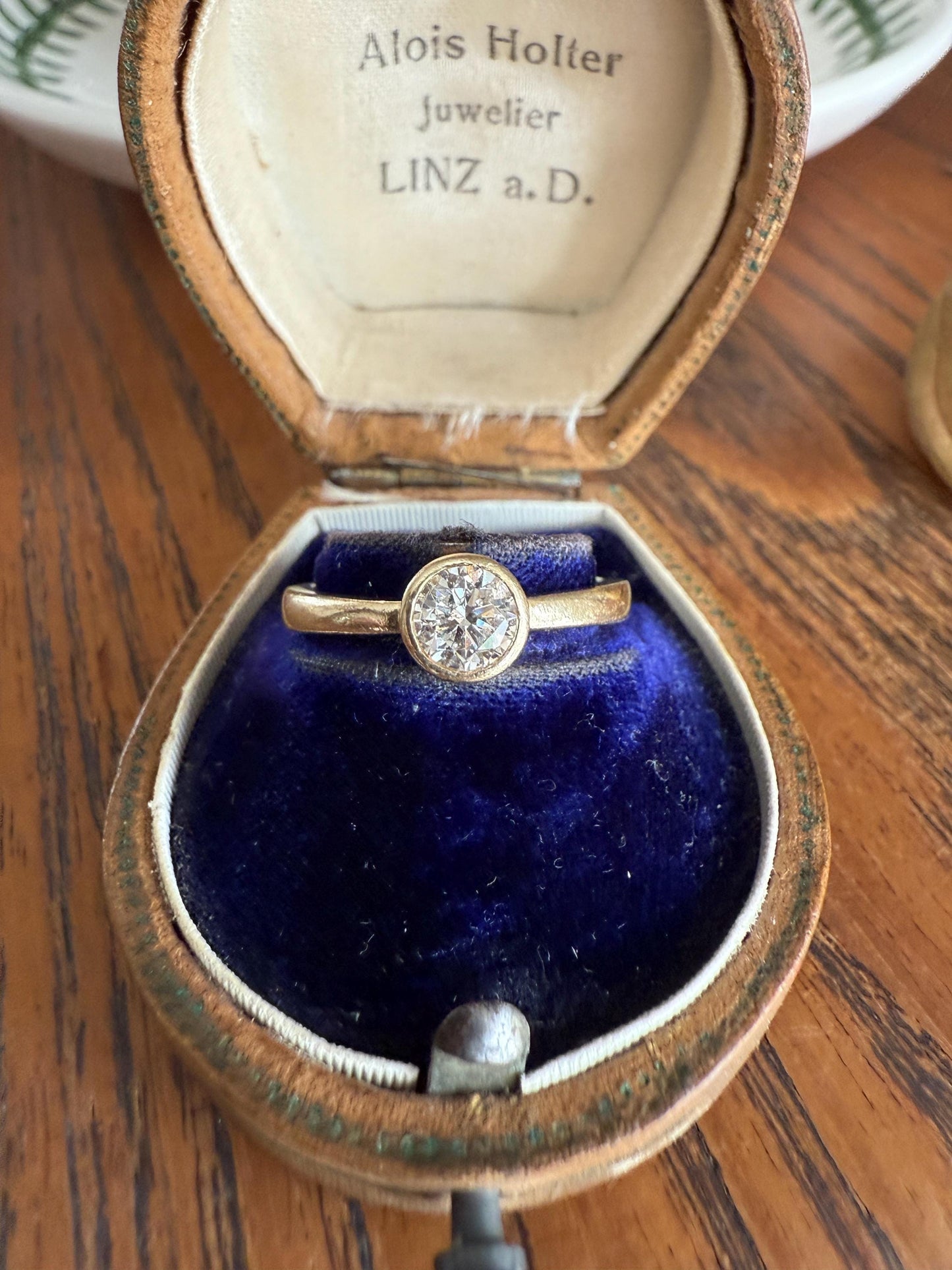 Vintage DIAMOND Bezel Set Ring Stacker Band 14k Gold Solid Geometric Engagement Gift Unisex