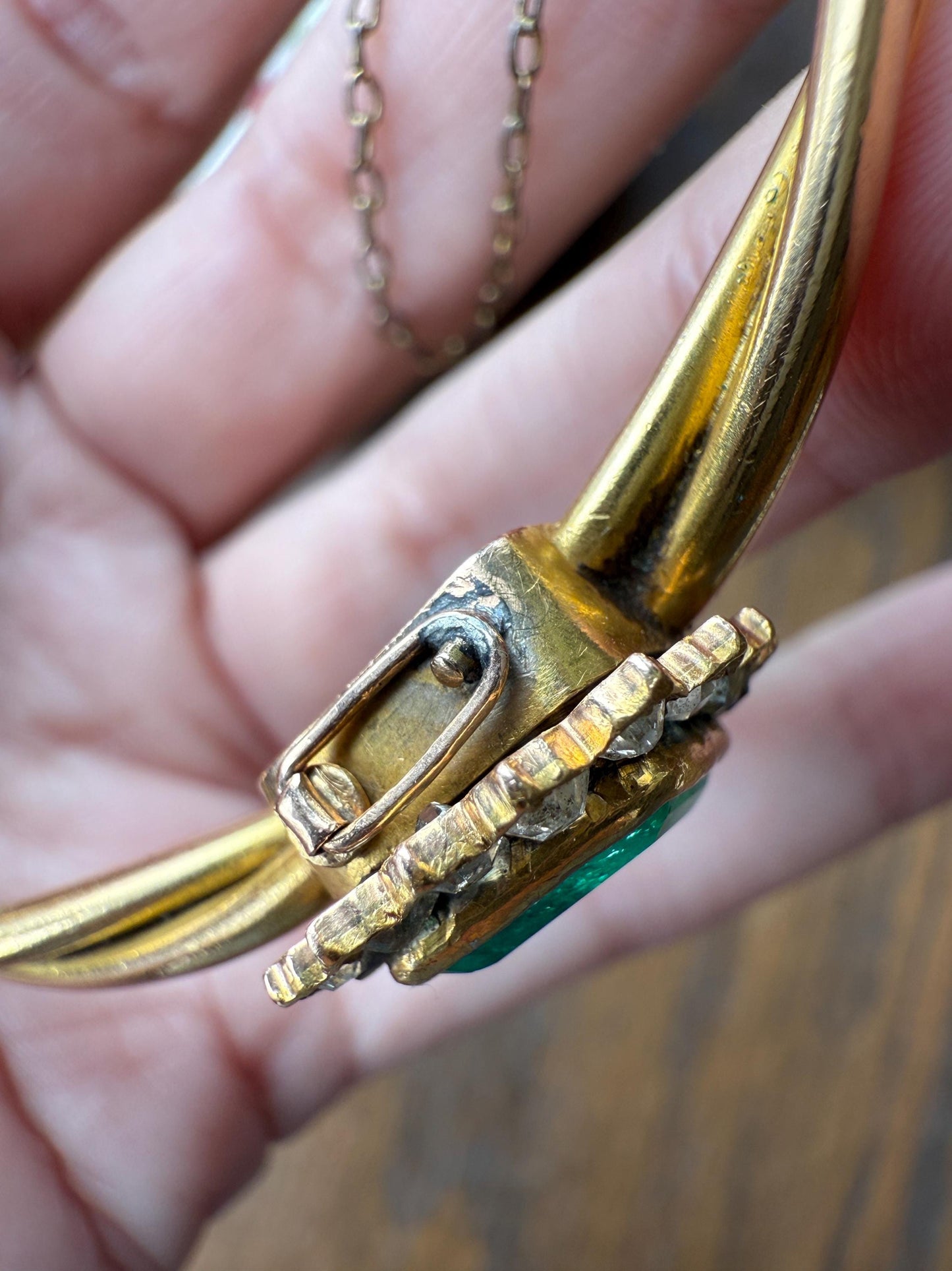 Antique Green Natural EMERALD Old Mine Cut Diamond Halo Hinged Bangle Bracelet 14k Solid Gold Rosy & YG Glowing Victorian Edwardian Twist