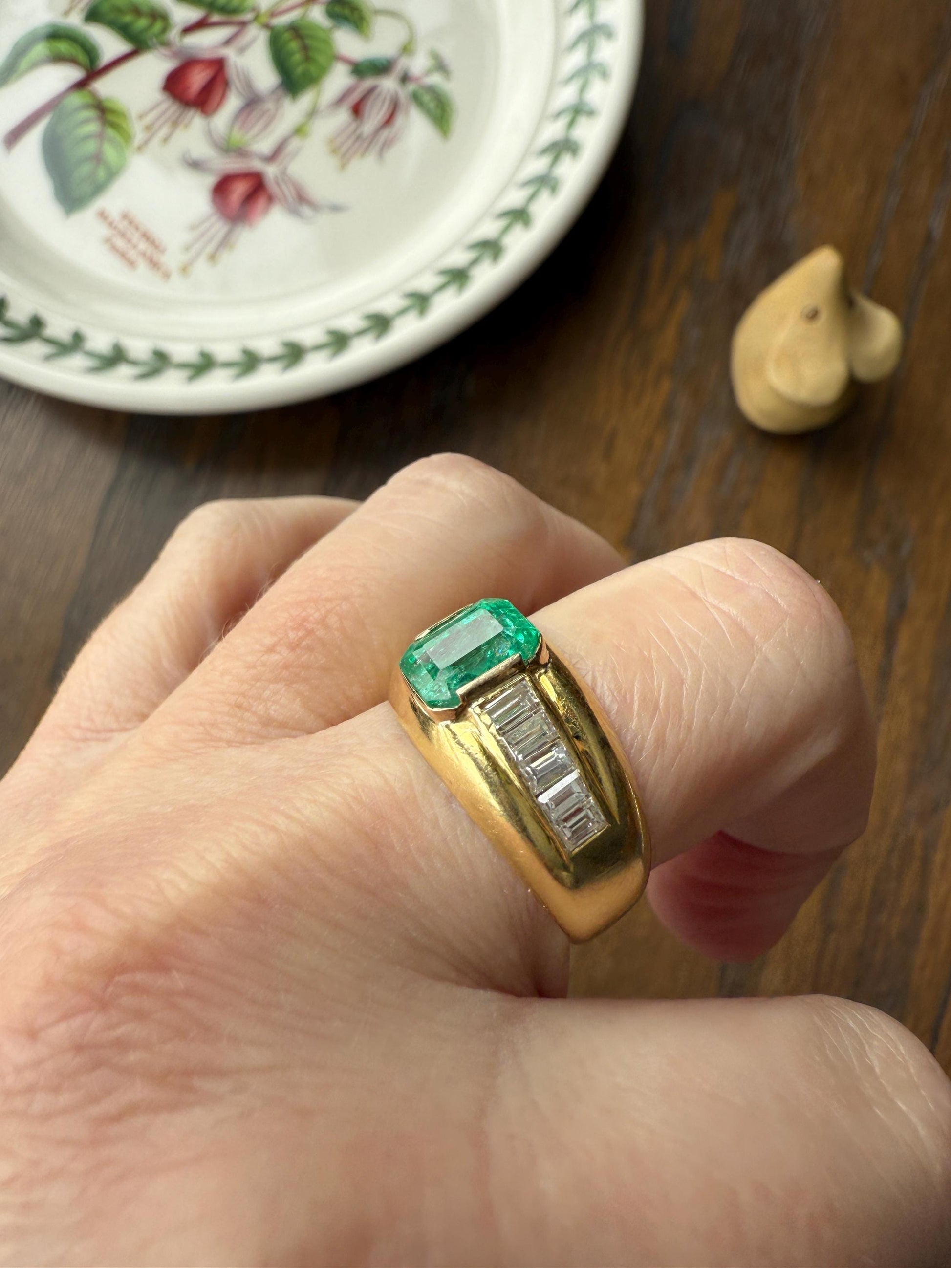 Chunky Green EMERALD Baguette Cut DIAMOND 6g 18k Gold Solid Vintage Gypsy Ring Domed Retro Wide Band Natural Geometric Stacker Man Unisex