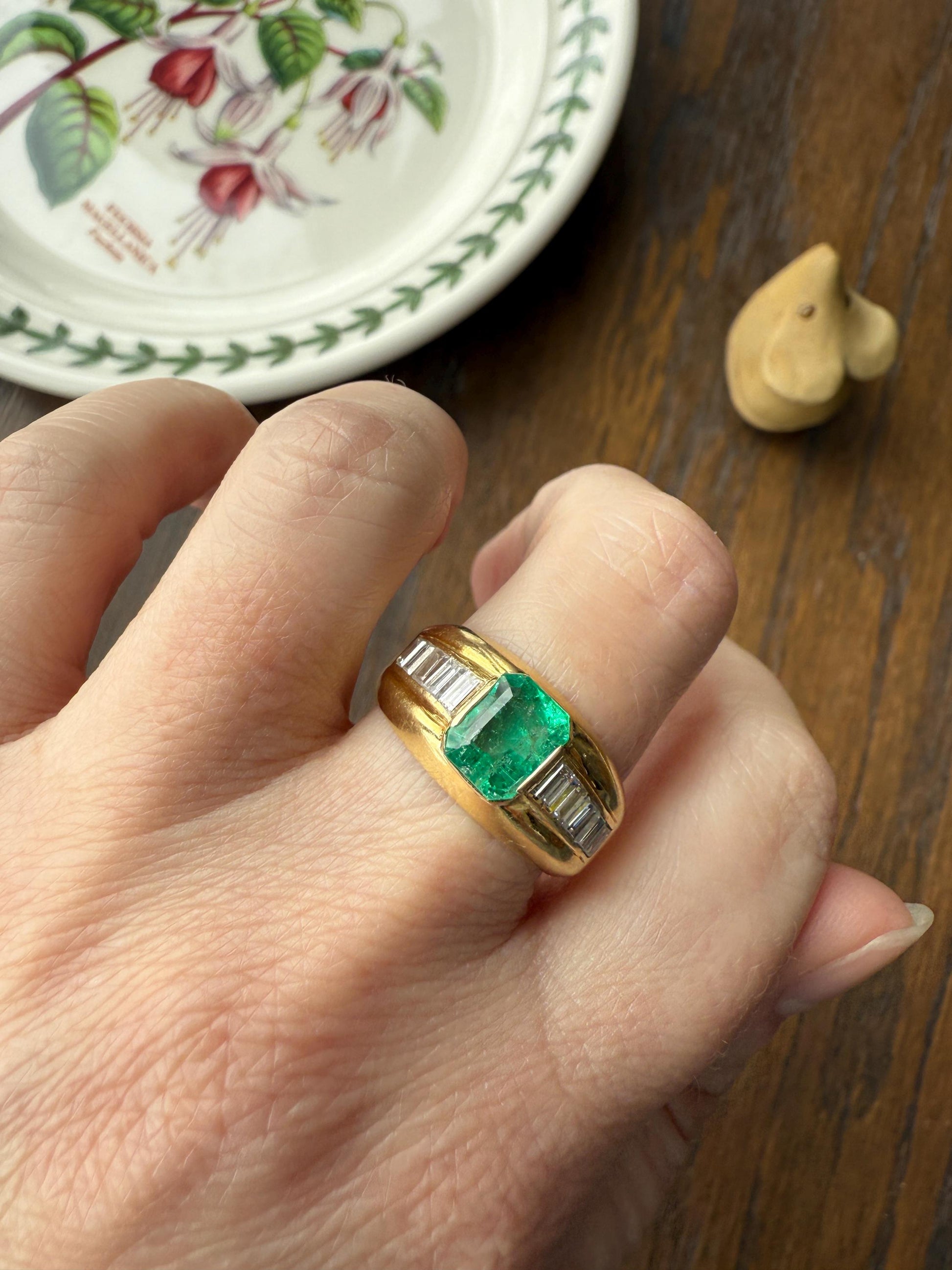Chunky Green EMERALD Baguette Cut DIAMOND 6g 18k Gold Solid Vintage Gypsy Ring Domed Retro Wide Band Natural Geometric Stacker Man Unisex