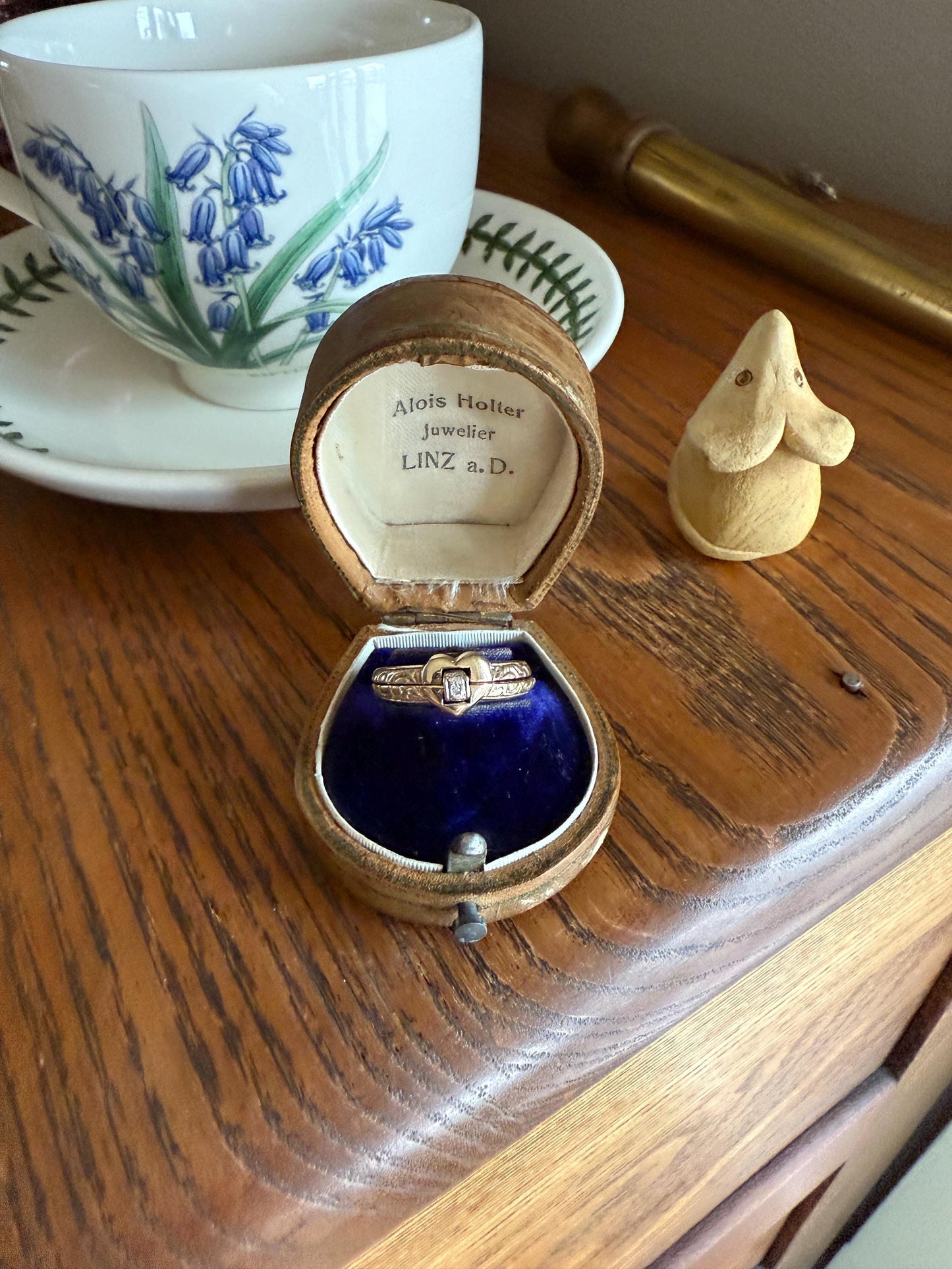 SECRET Vintage HEART " I Love You " Two Part Opening 9k Gold Double Band Ring Diamond Hinged Figural Scrolled Shoulders