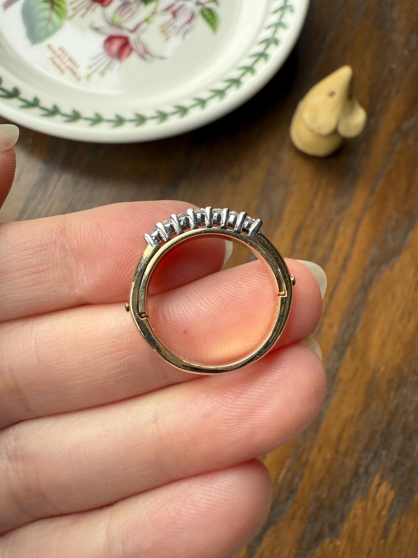 SECRET Je T'Aime Vintage " I Love You " In French Seven Diamond Two Part Hinged 9k Gold Double Band Ring