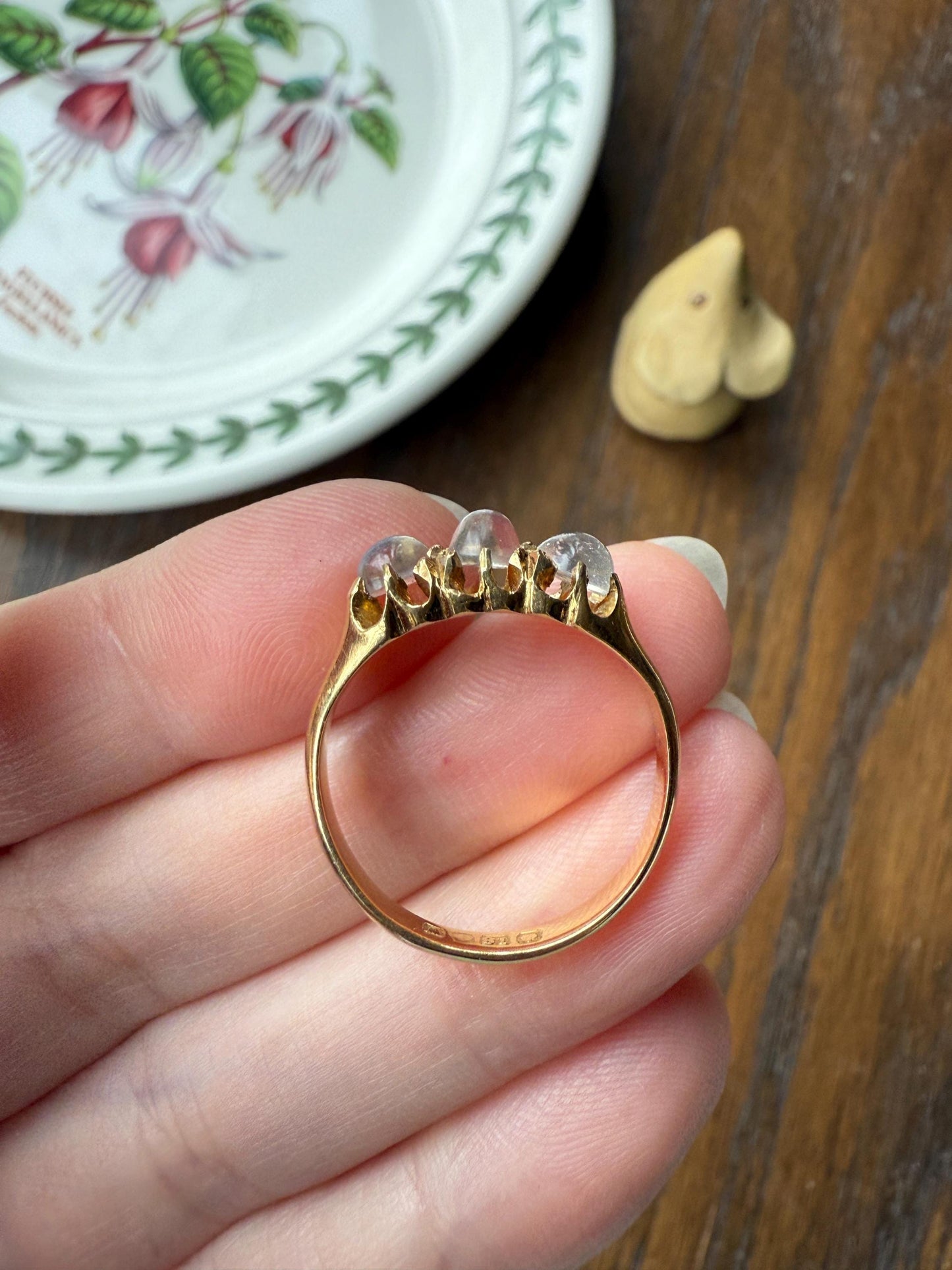 Antique Glowing Blue MOONSTONE Orb Three Stone 18k Gold Belcher Band Ring Man Unisex Stacker